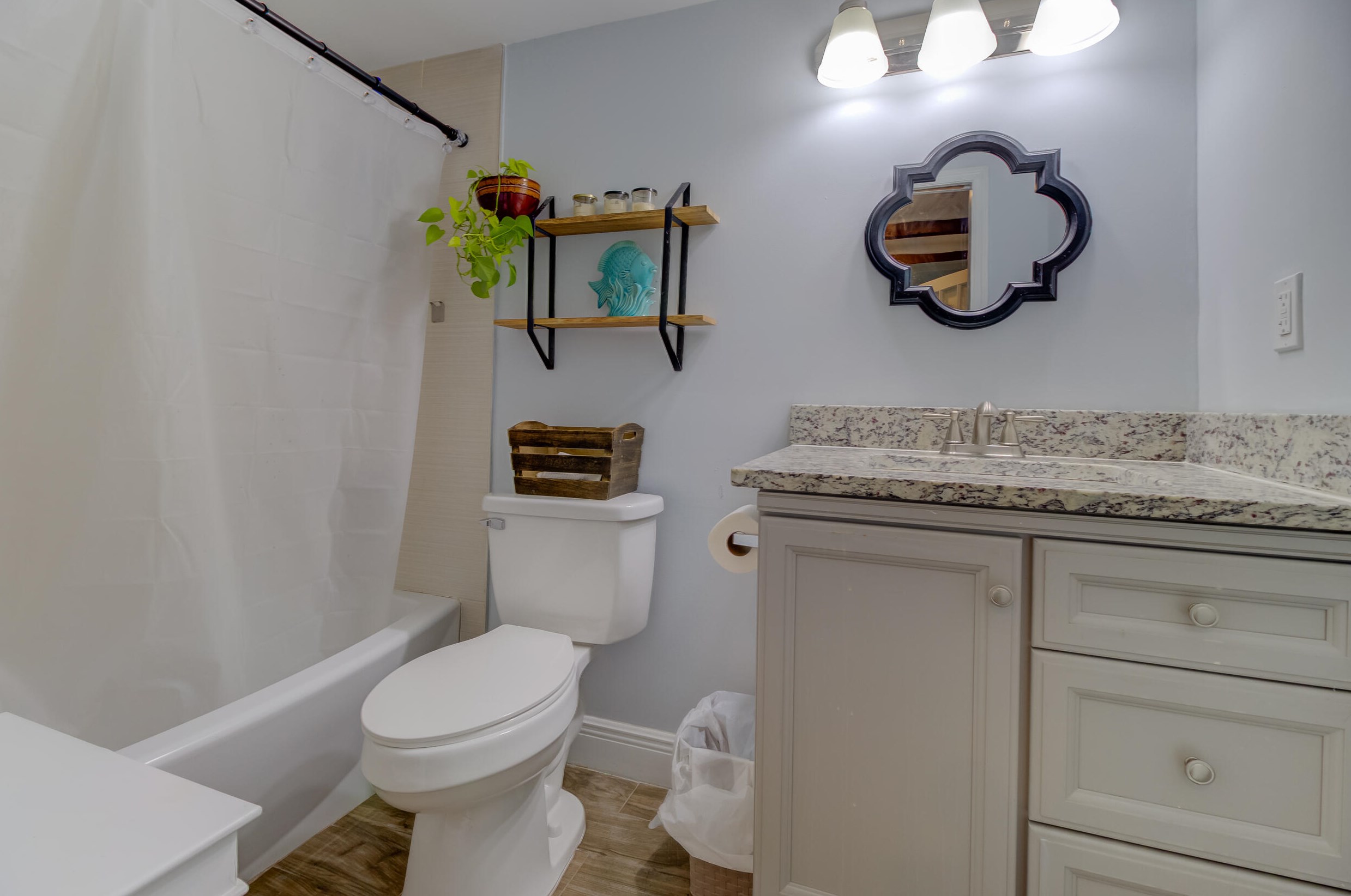 5605 Spruce Dr, Fort Pierce FL  34982-3872 exterior