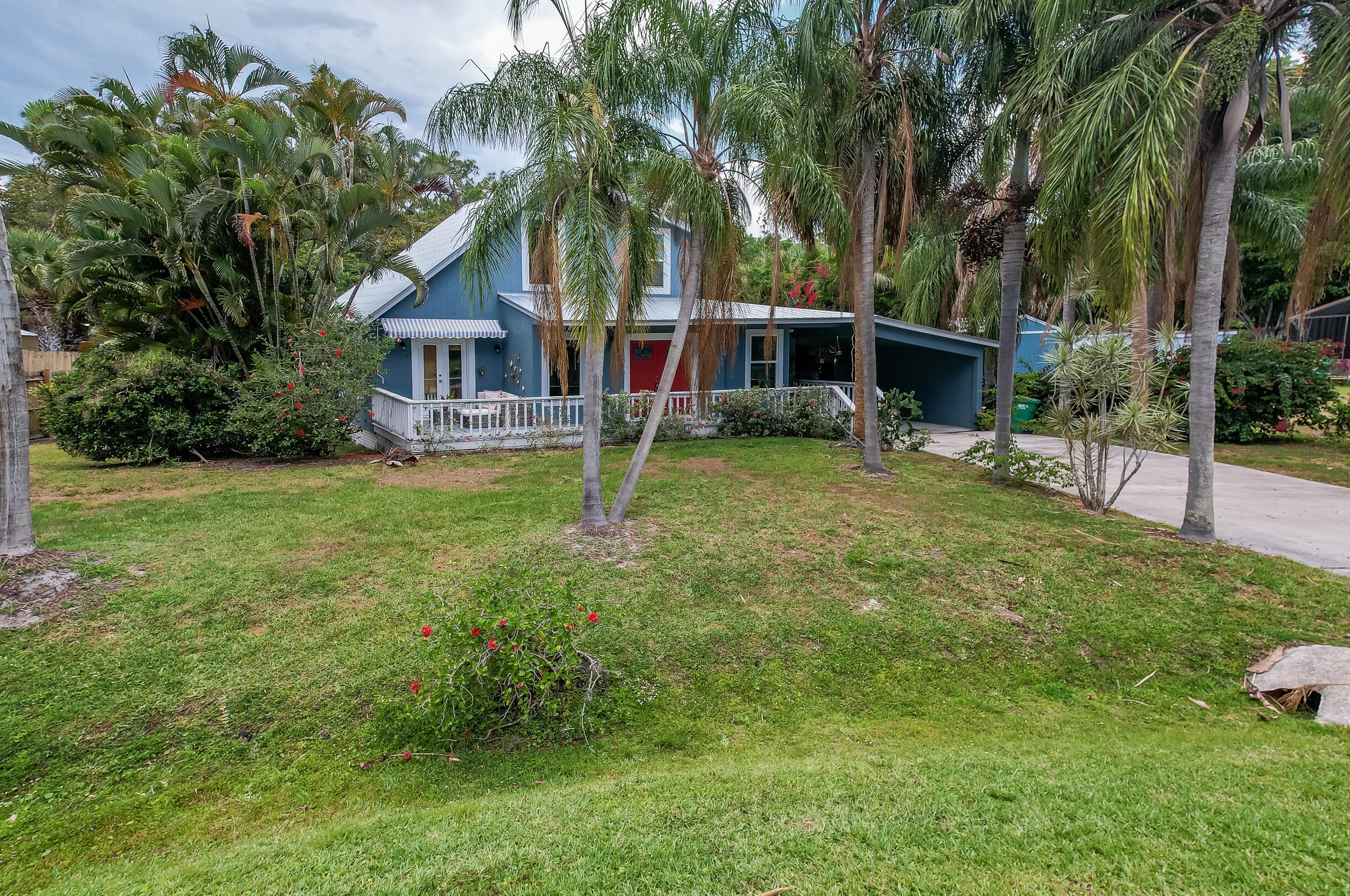 5605 Spruce Dr, Fort Pierce FL  34982-3872 exterior