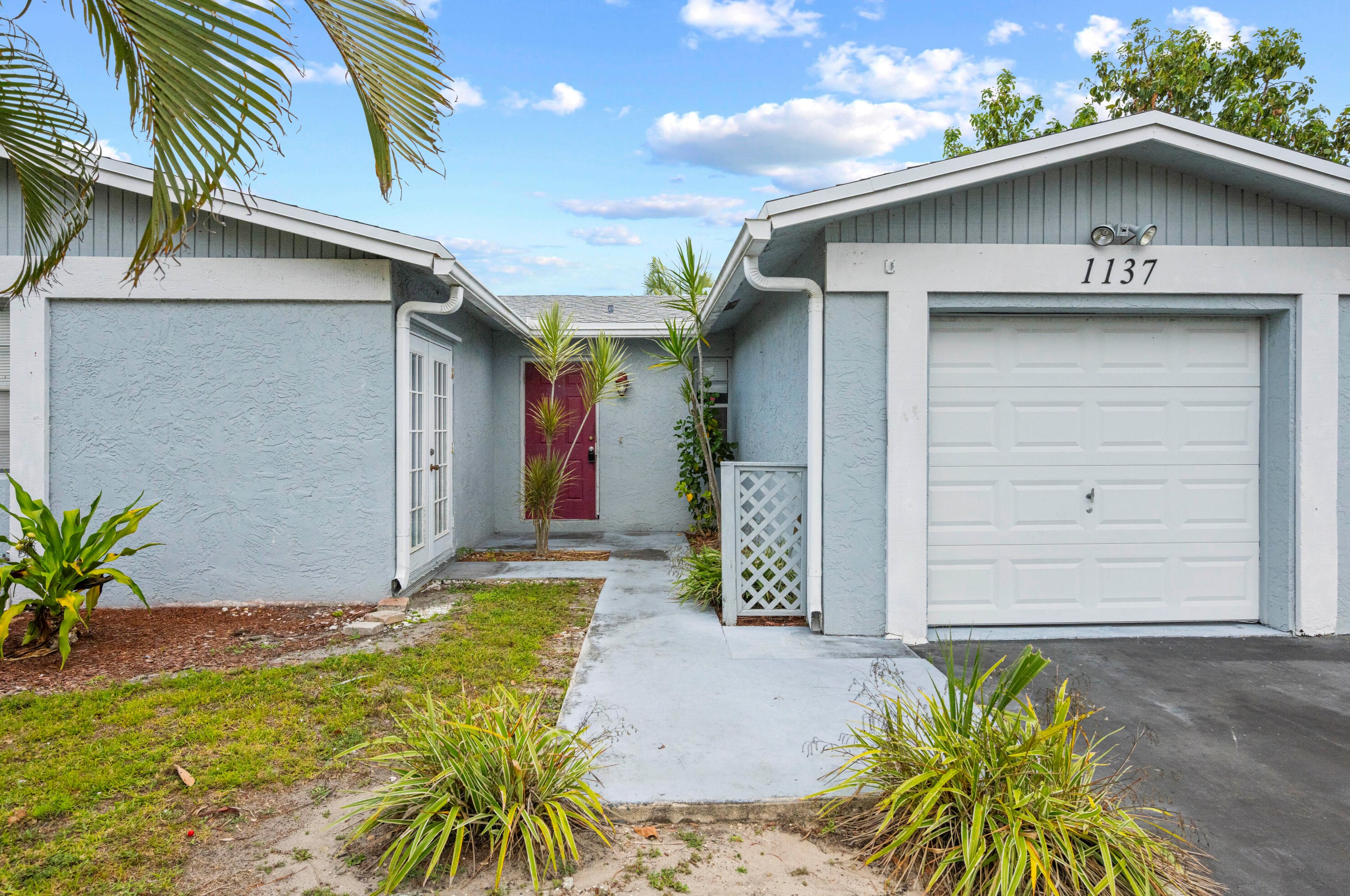 1137 Chorus Way, West Palm Beach, FL 33411-3101