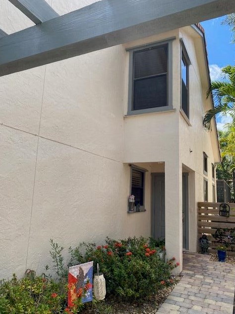5526 Ilford Ct, Boca Raton, FL 33486