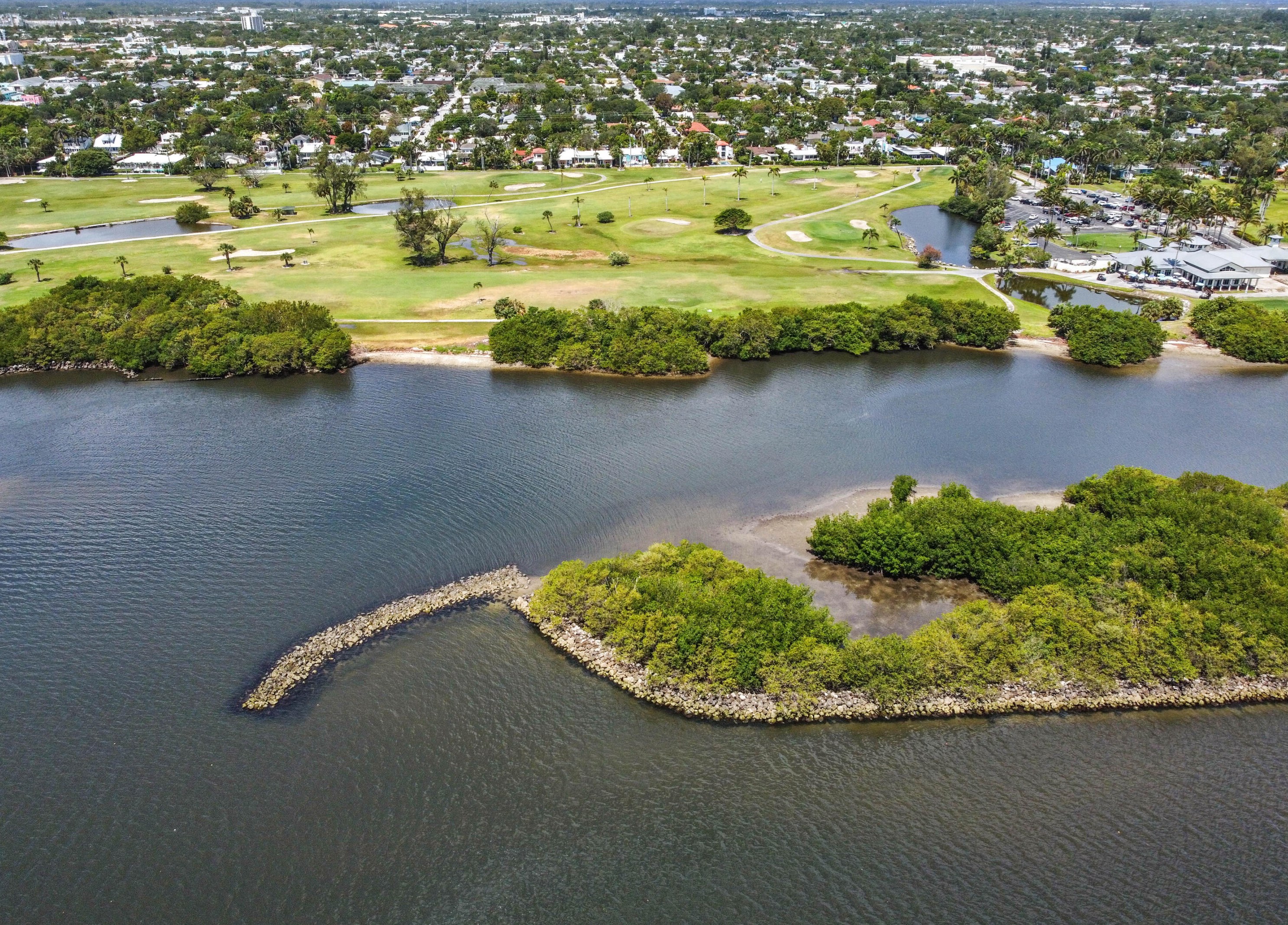 532 Palmway, Lake Worth FL  33460-3125 exterior