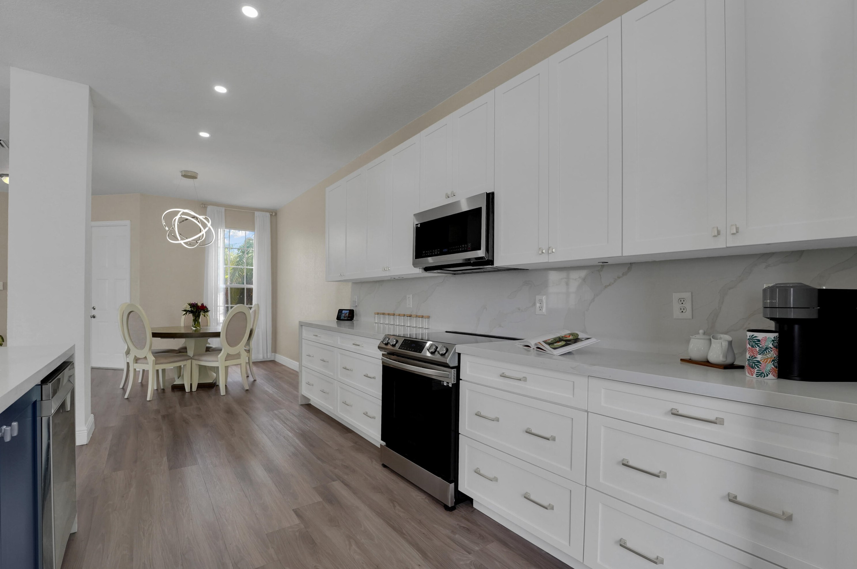 1924 149th Ave, Hollywood FL  33027-4339 exterior