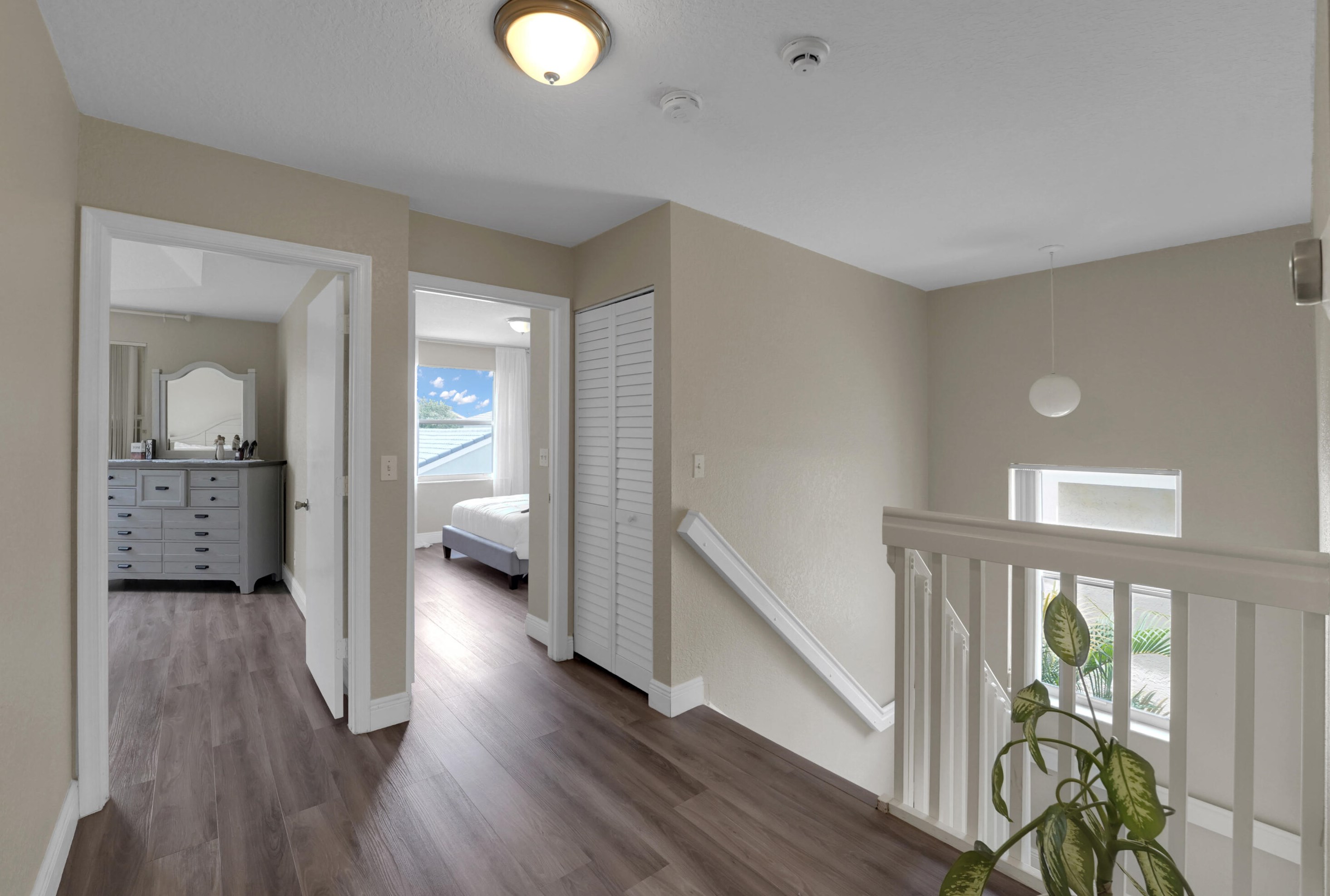 1924 149th Ave, Hollywood FL  33027-4339 exterior