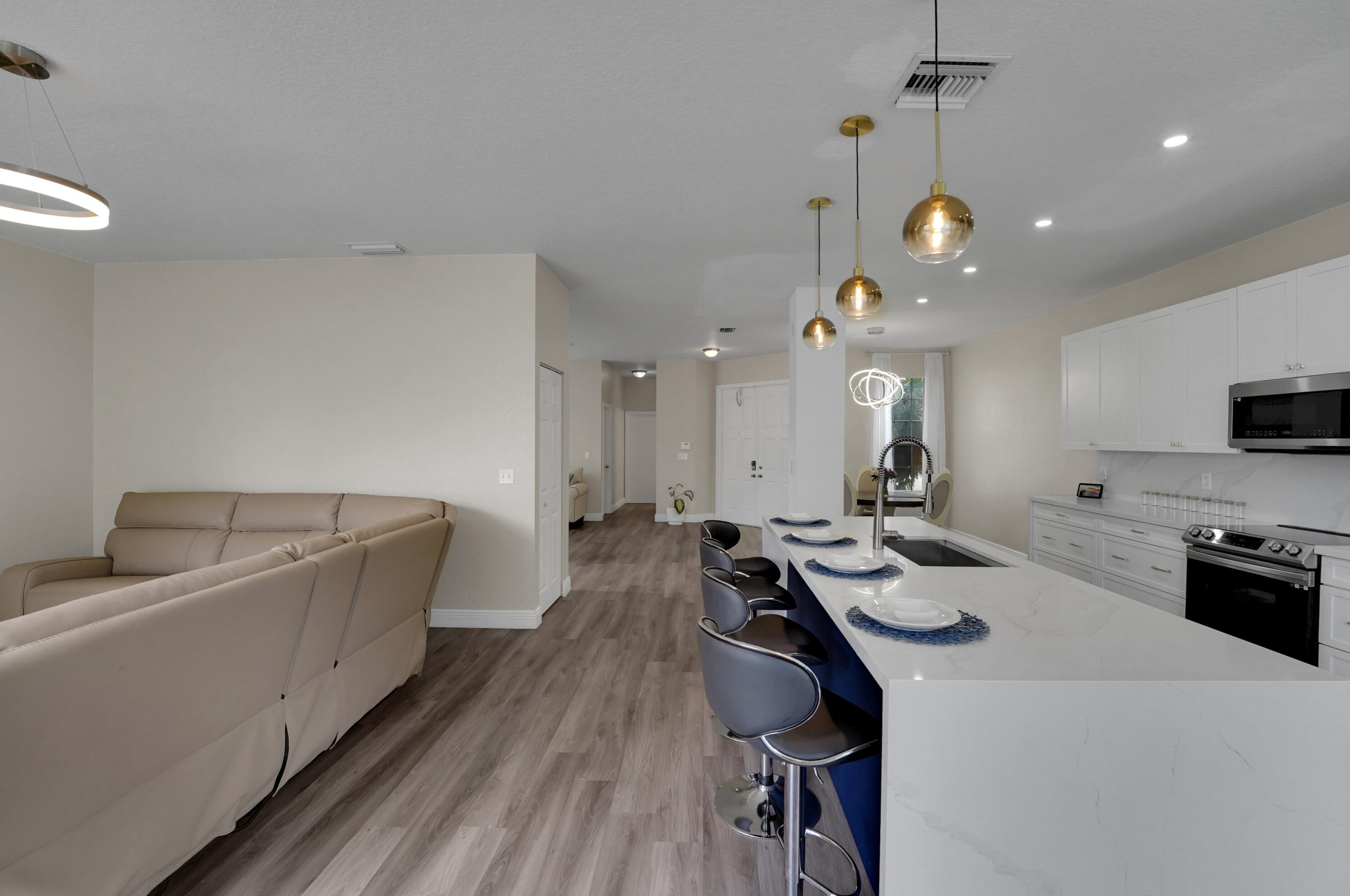 1924 149th Ave, Hollywood FL  33027-4339 exterior