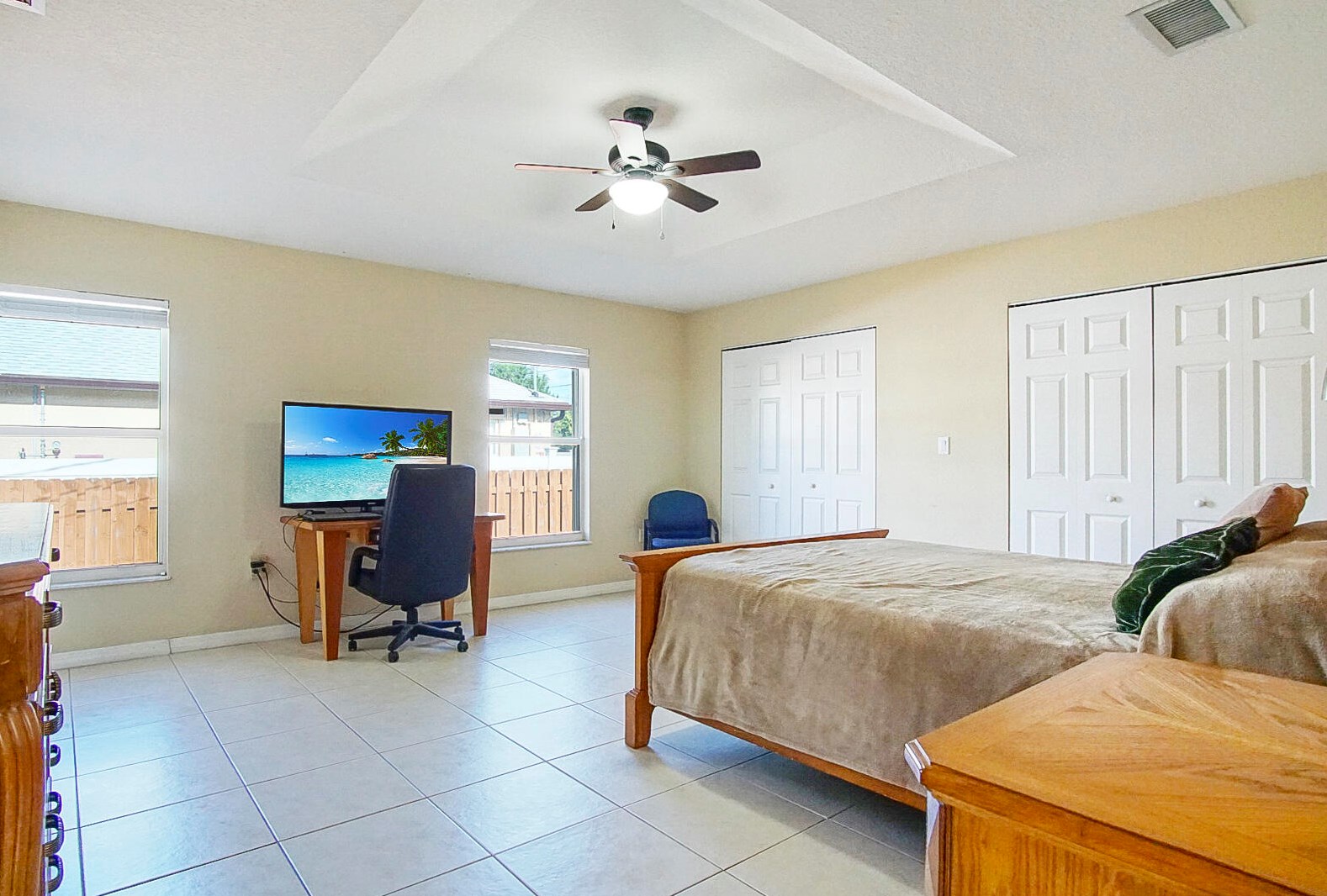 938 Mccracken Ave, Fort Pierce FL 34953-3936 exterior