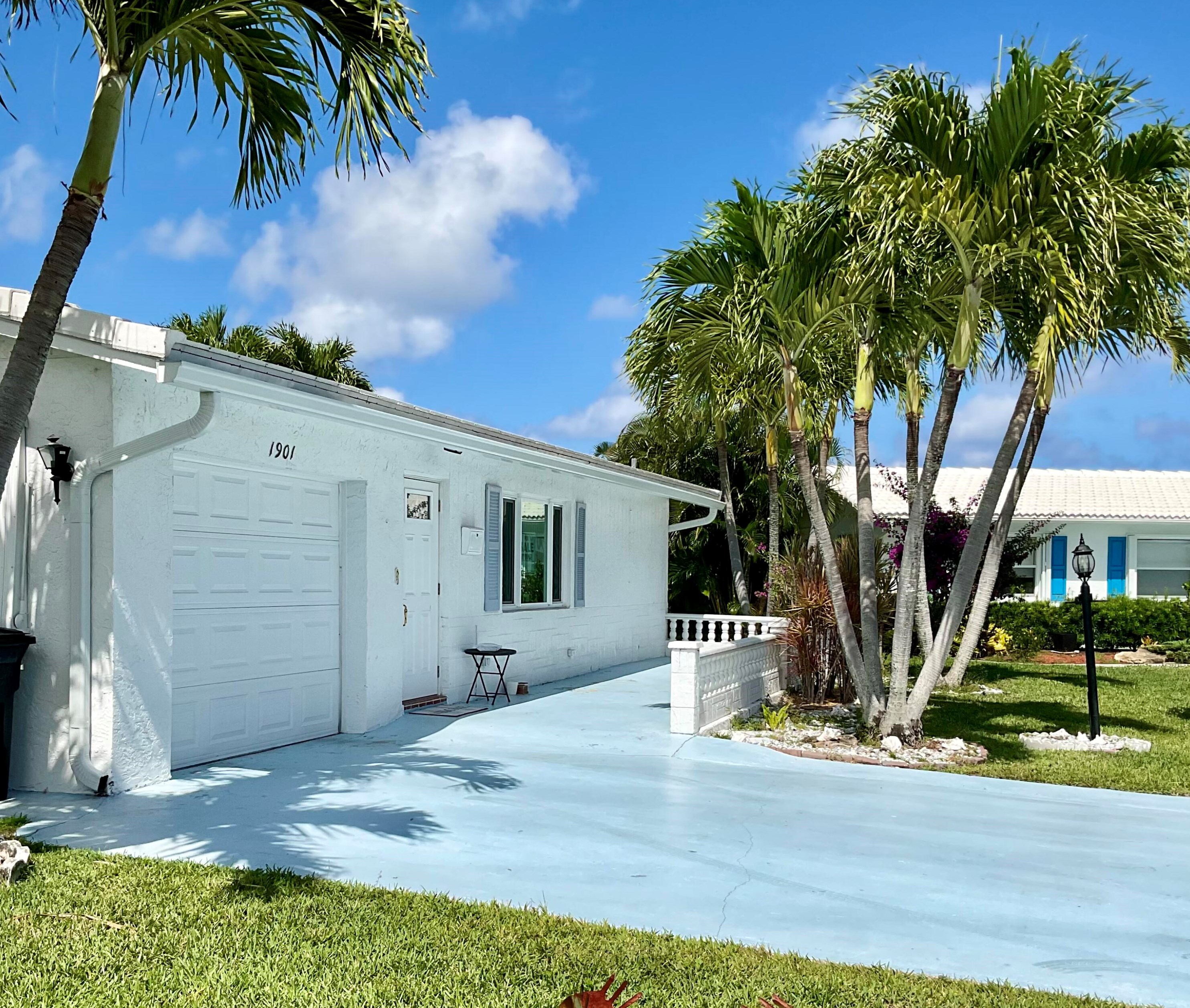 1901 20th Cir, Boynton Beach, FL 33426-7115