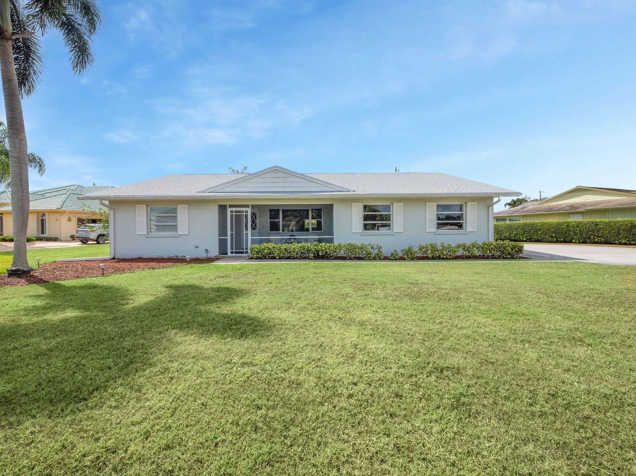 481 Pine Tree Ln, Palm City, FL 34990-1419