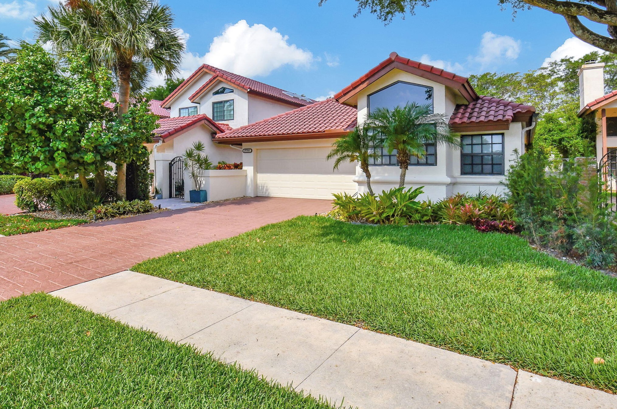 21795 Town Pl Dr, Boca Raton, FL 33433