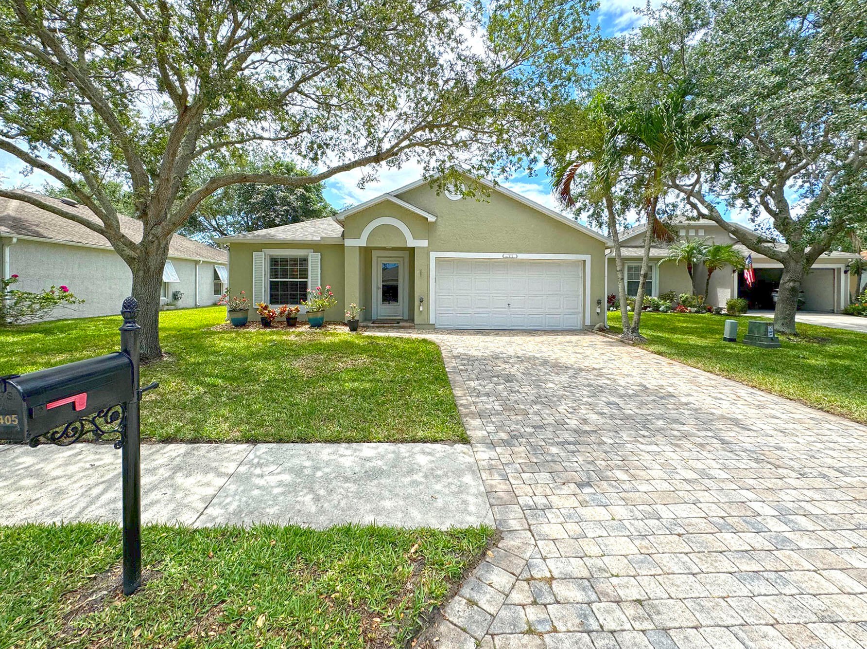 1405 10th Mnr, Vero Beach, FL 32960-2129
