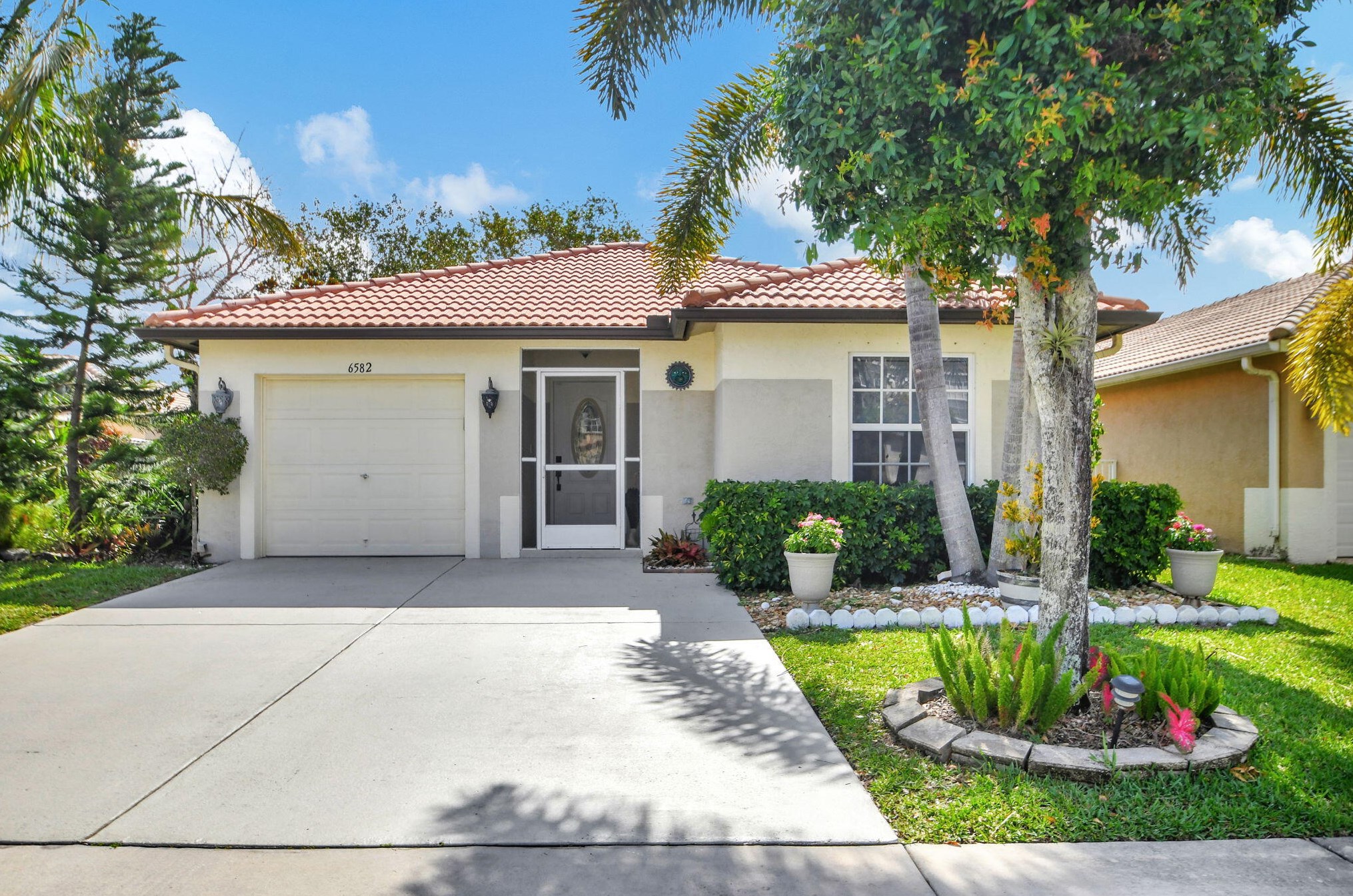 6582 Spring Garden Run, Lake Worth, FL 33463-7429