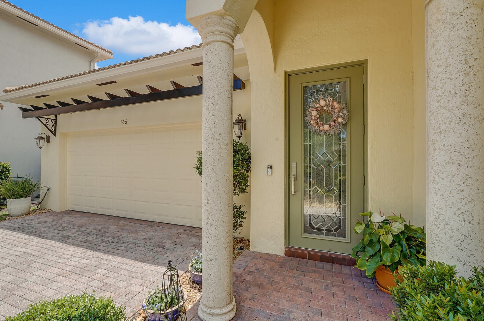 106 Via Castilla, Jupiter, FL 33458