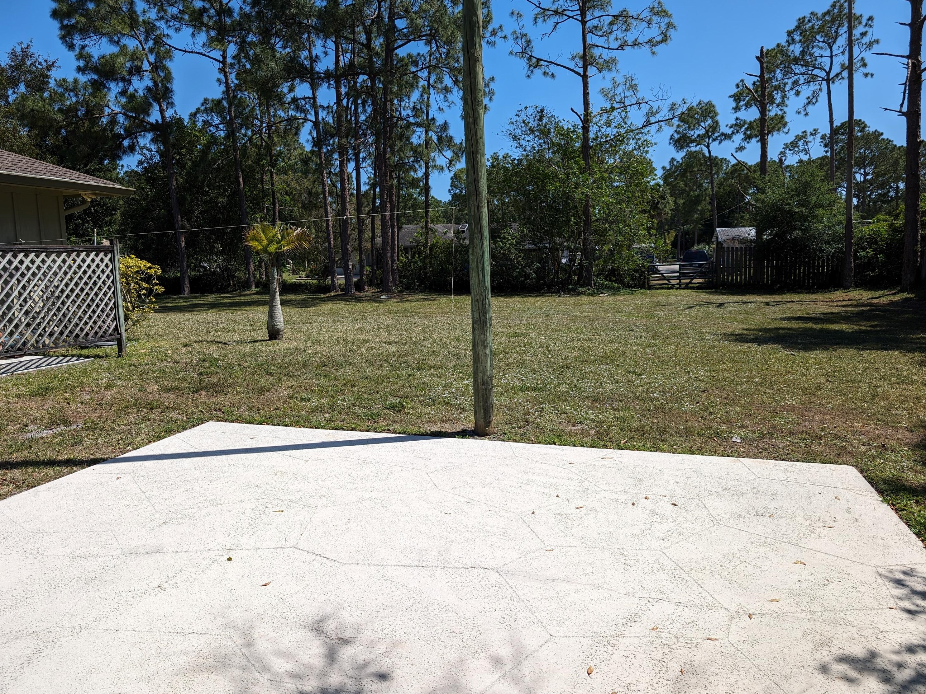 13598 158 St, Jupiter FL 33478-6666 exterior