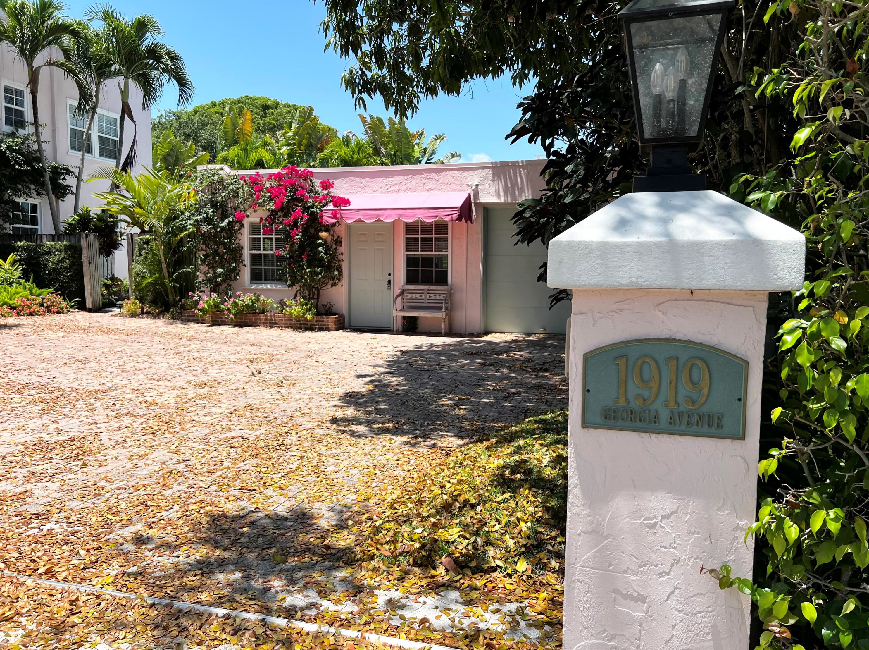 1919 Georgia Ave, West Palm Beach, FL 33401-7213