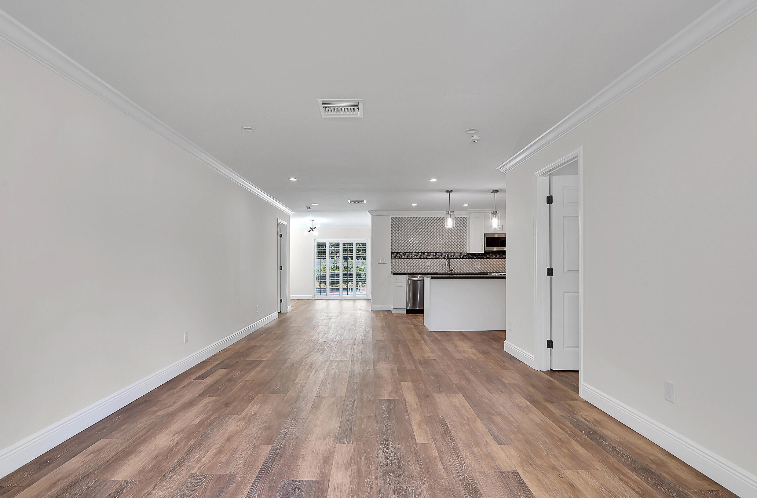 1054 12th Ter, Stuart FL  34994-9604 exterior