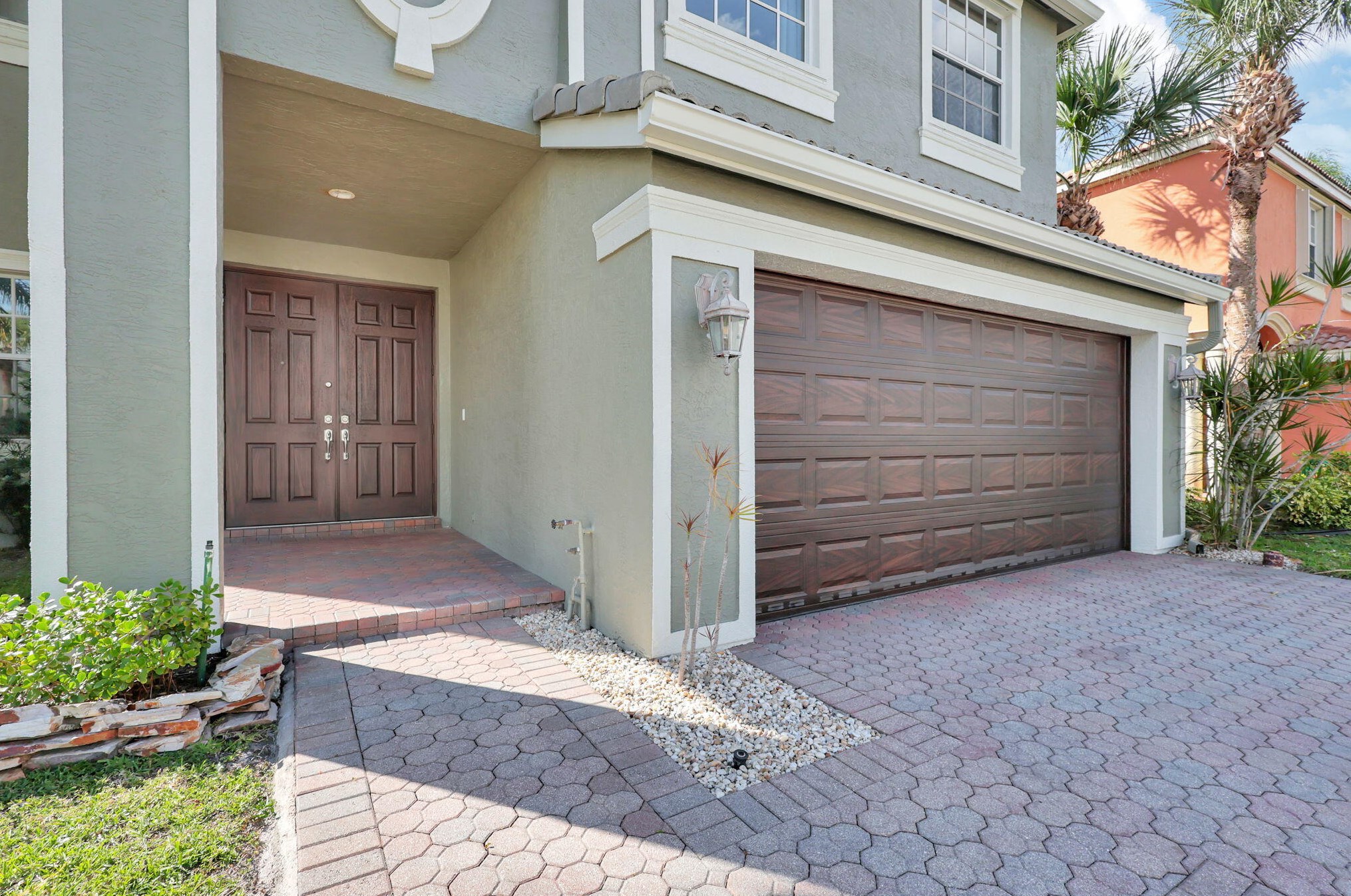 9141 Dupont Pl, West Palm Beach, FL 33414-6475