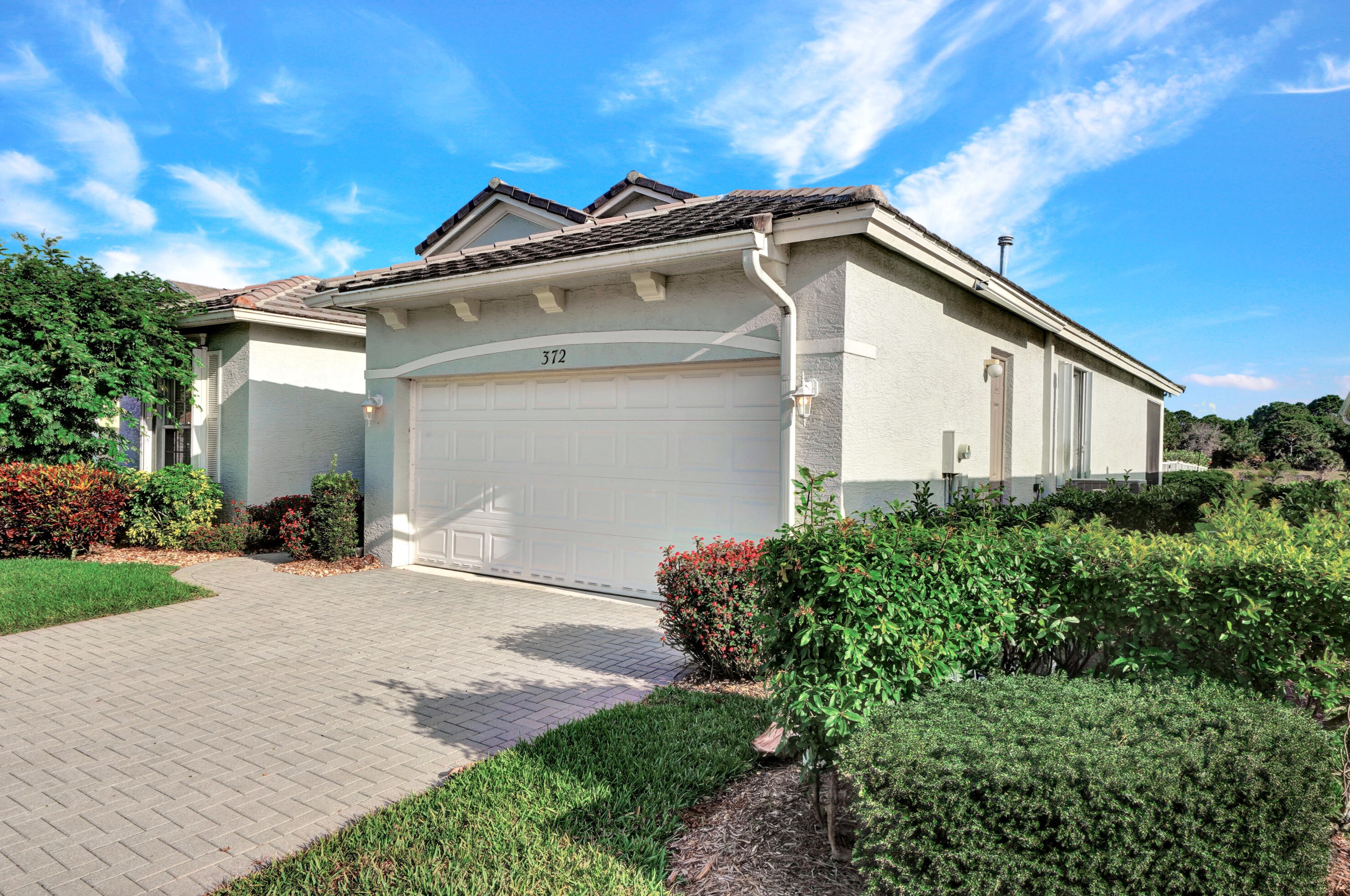372 North Shore Blvd, Fort Pierce, FL 34986-1772