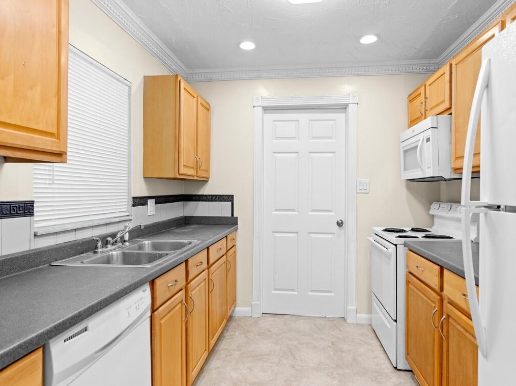 7507 Brookline Ave, Fort Pierce, FL 34951