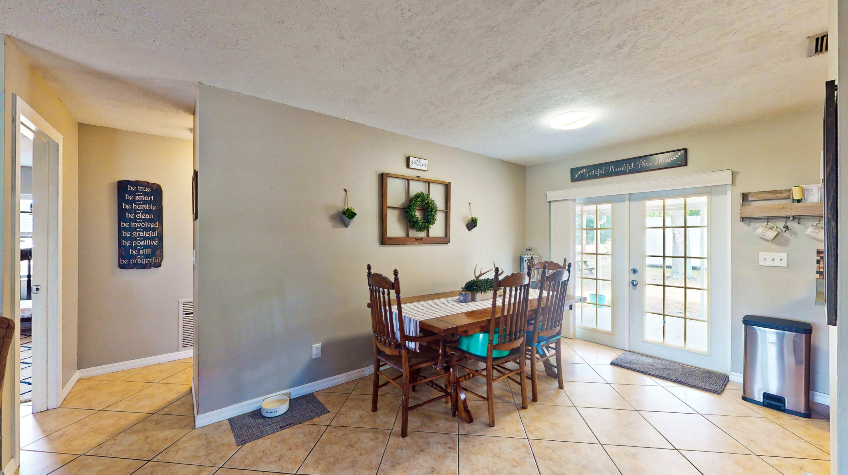 6635 51st Ave, Vero Beach, FL 32967-5318
