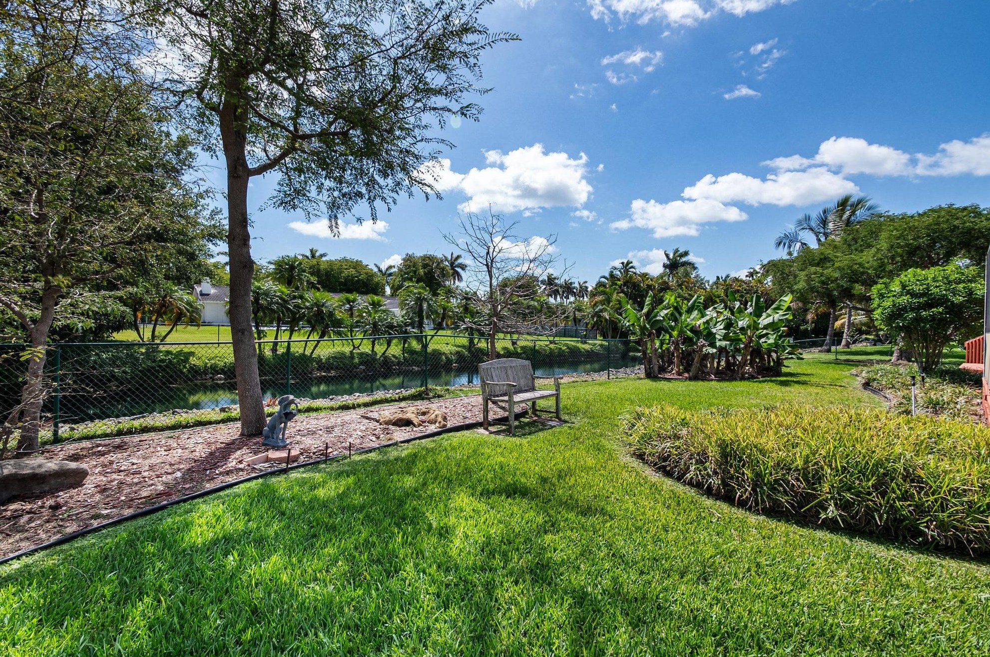 15405 77 Ct, Miami FL 33157-2340 exterior