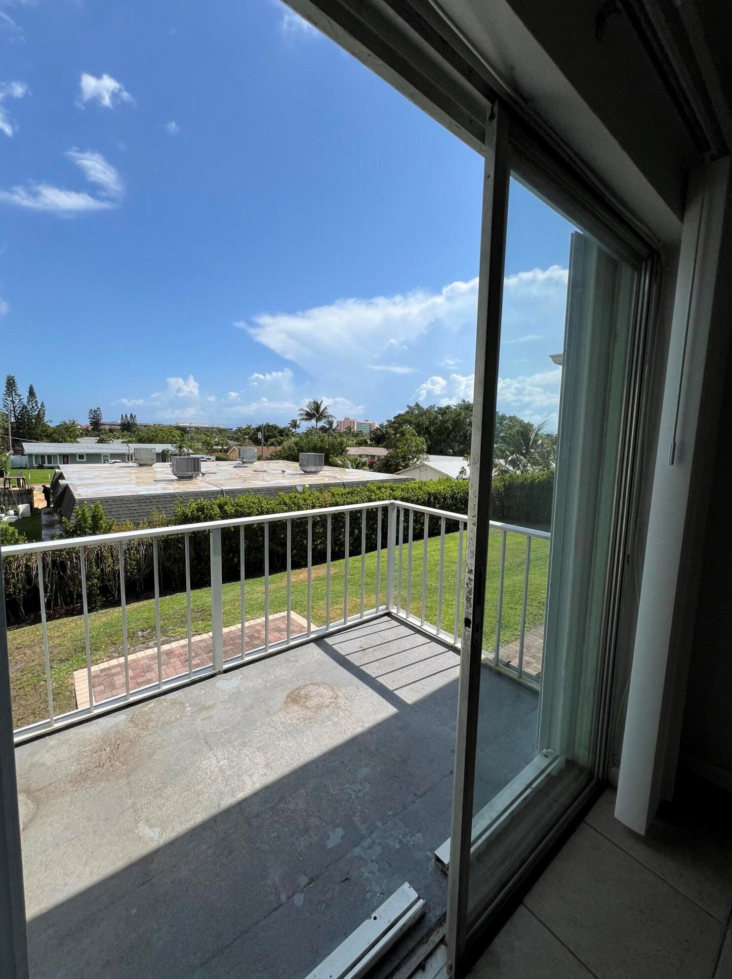 1887 Juno Rd, West Palm Beach, FL 33408-2815