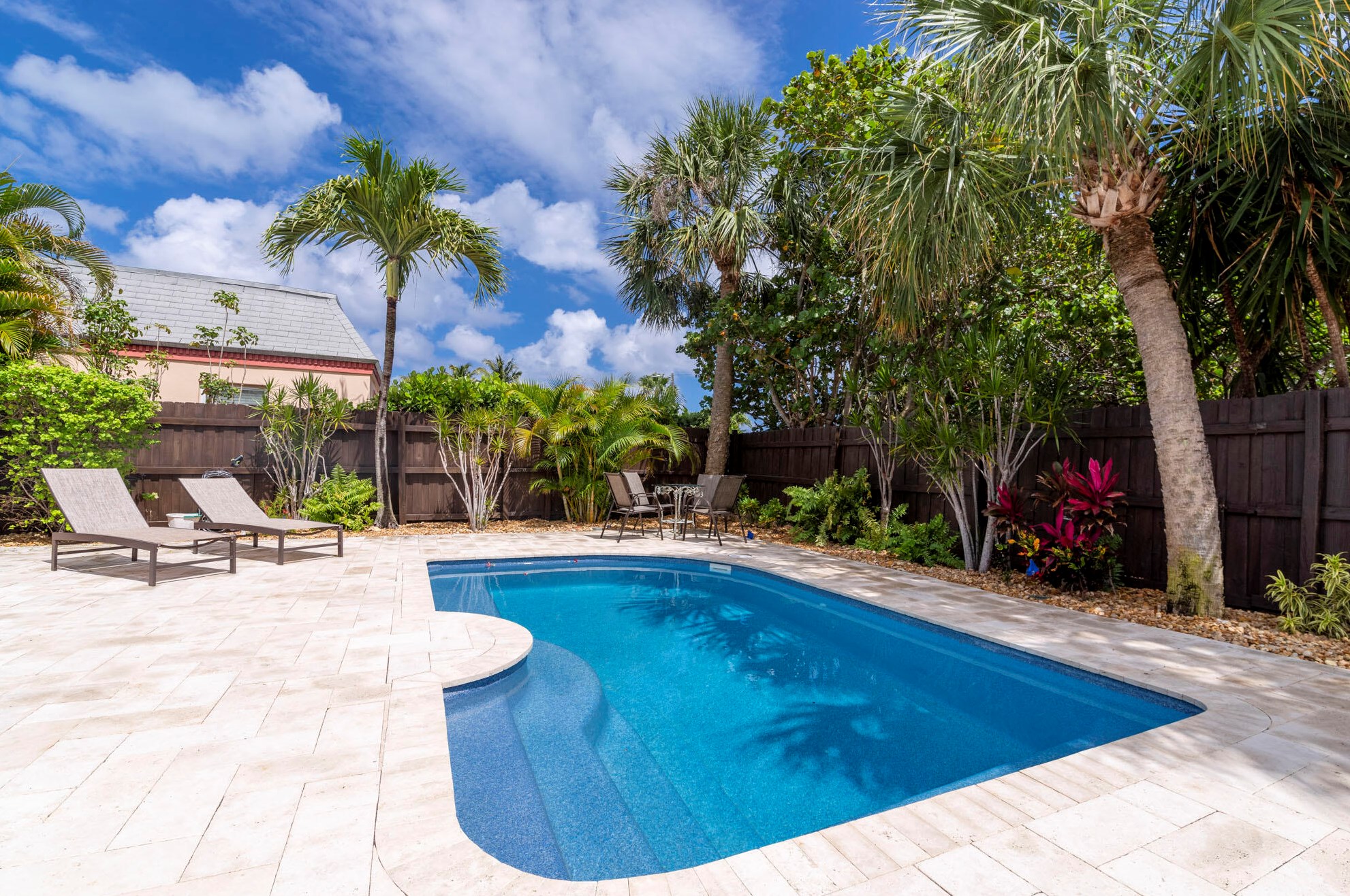 1802 N St, Lake Worth, FL 33460-6637
