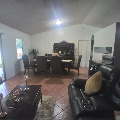 1673 Mullinax Ave, Fort Pierce, FL 34953-7062