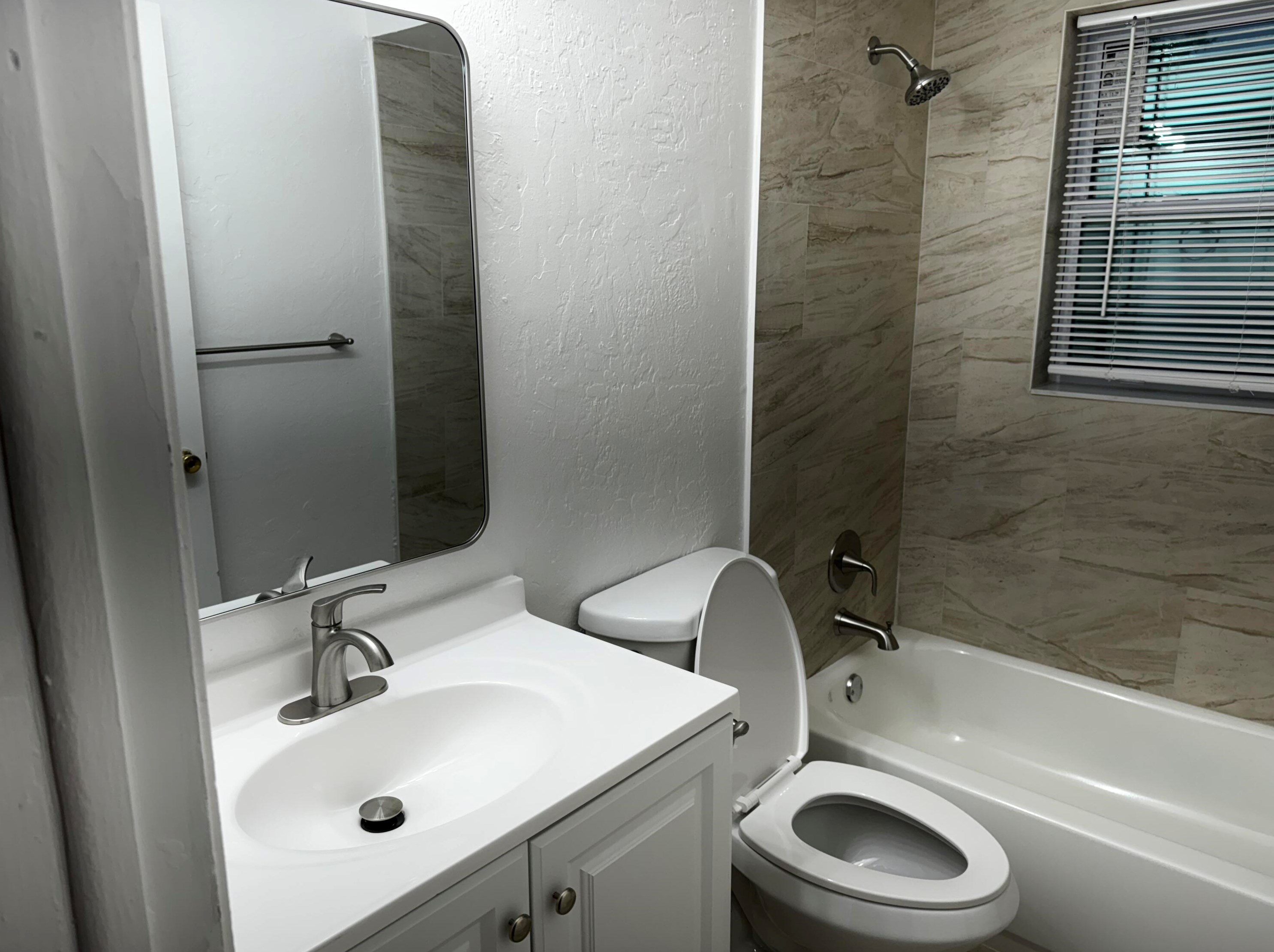 1794 Juno Rd, West Palm Beach, FL 33408-2814