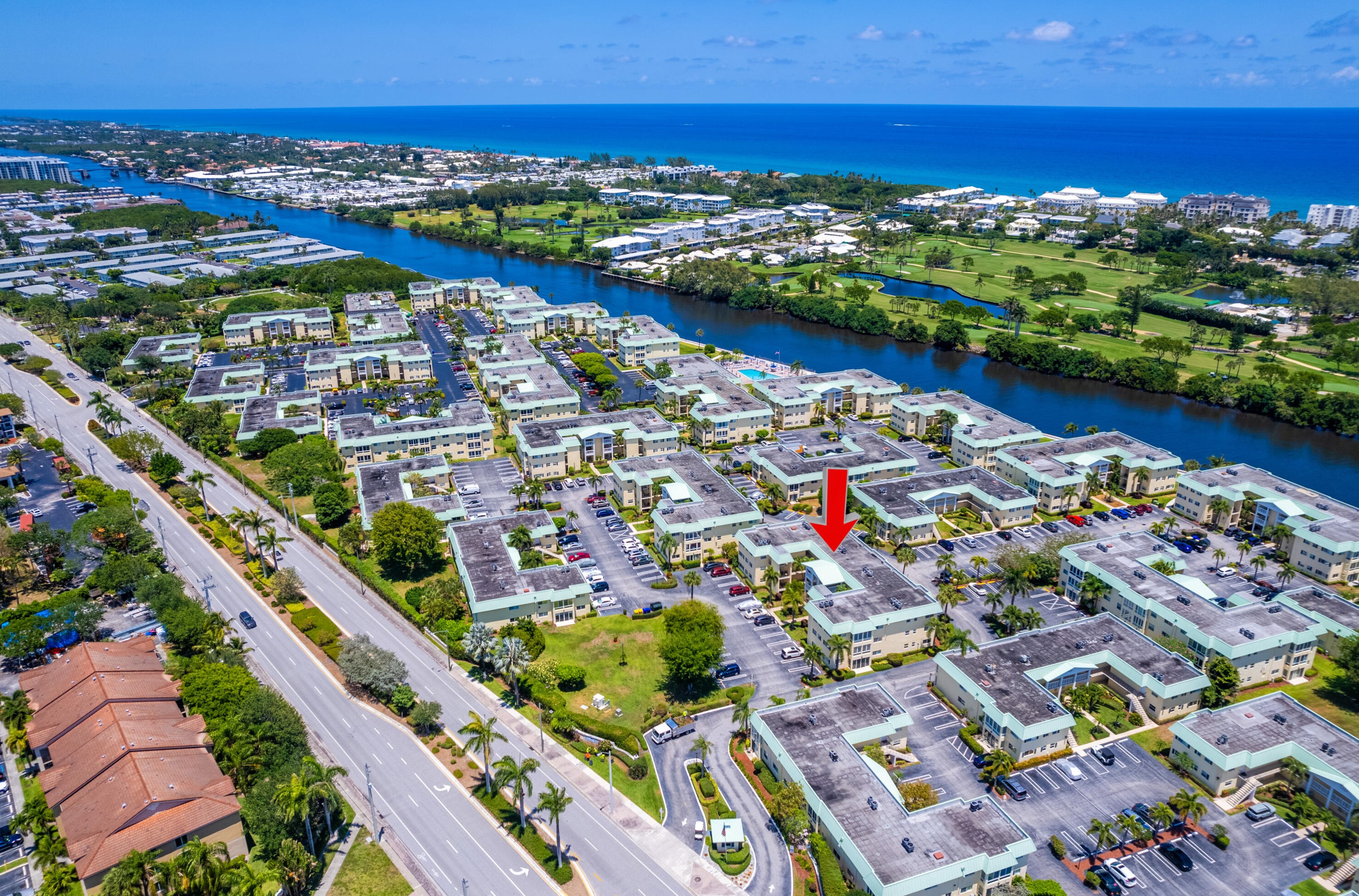 30 Colonial Club Dr, Boynton Beach FL 33435-8406 exterior