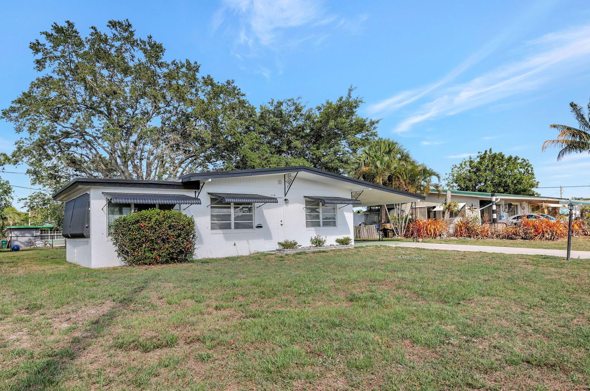 119 Arbor Ave, Fort Pierce, FL 34952-1304