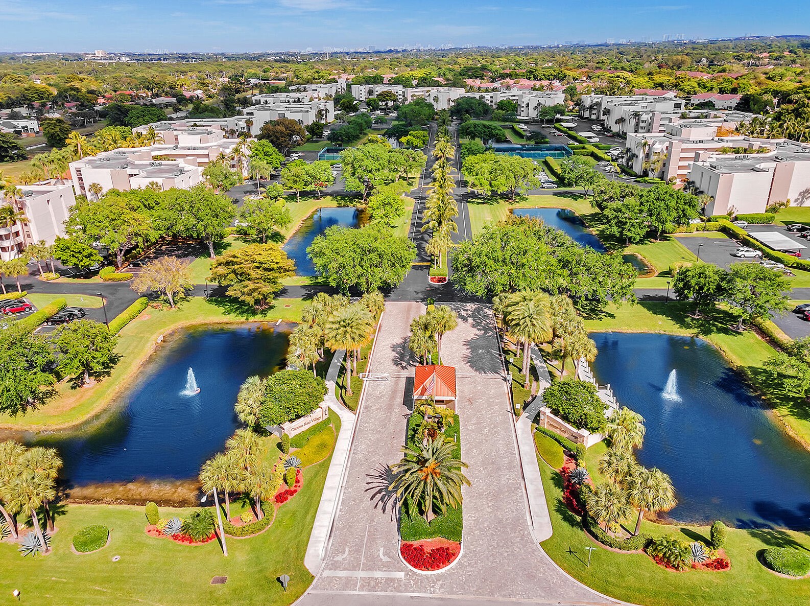 5751 Camino Del Sol, Boca Raton FL  33433-5806 exterior