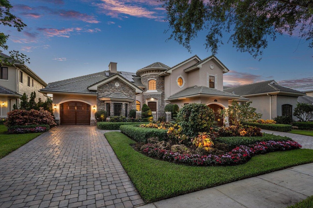 8983 Stone Pier Dr, Boynton Beach, FL 33472-4326