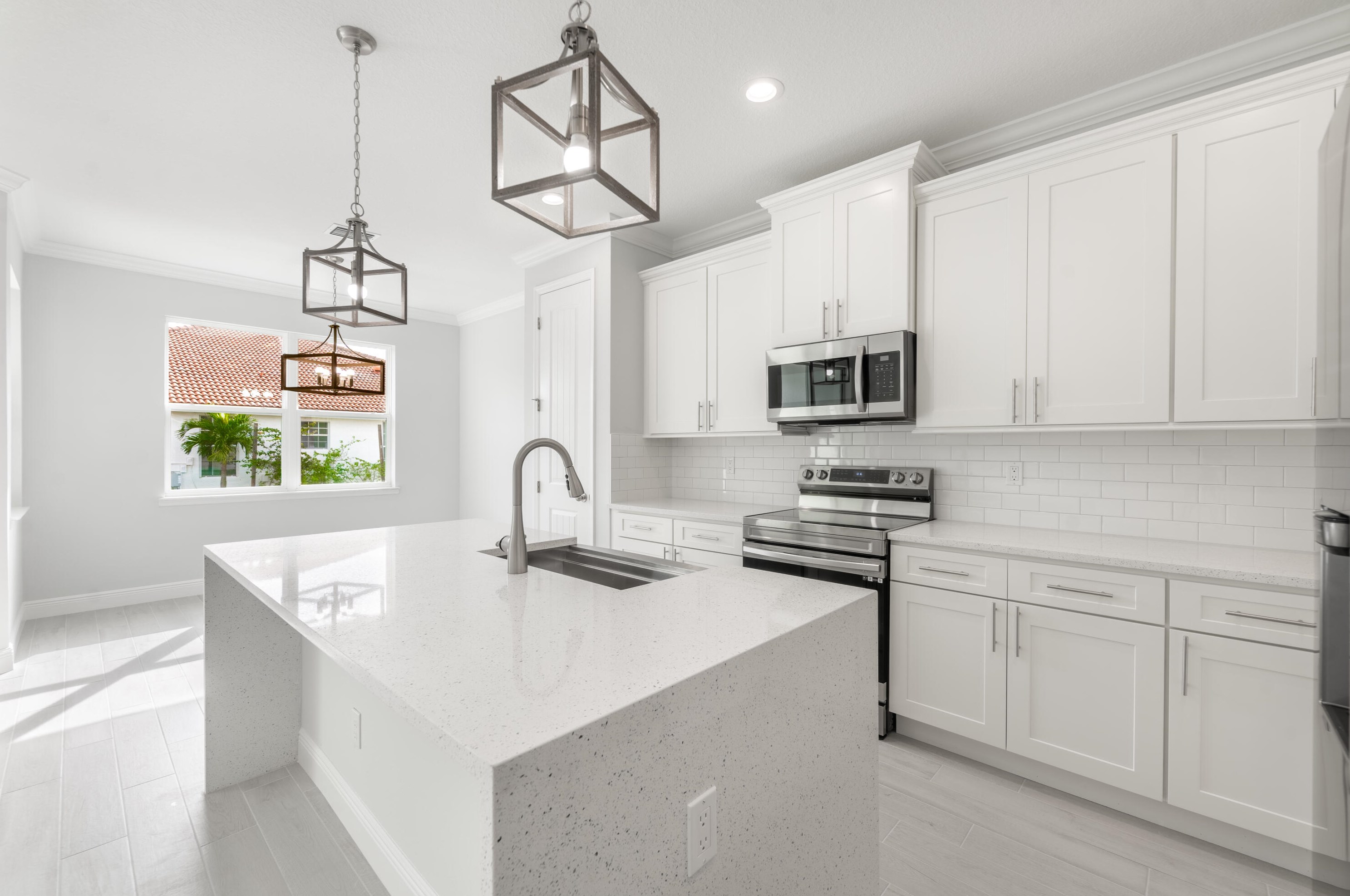 1102 Hunnicut Ave, Fort Pierce, FL 34953-5331