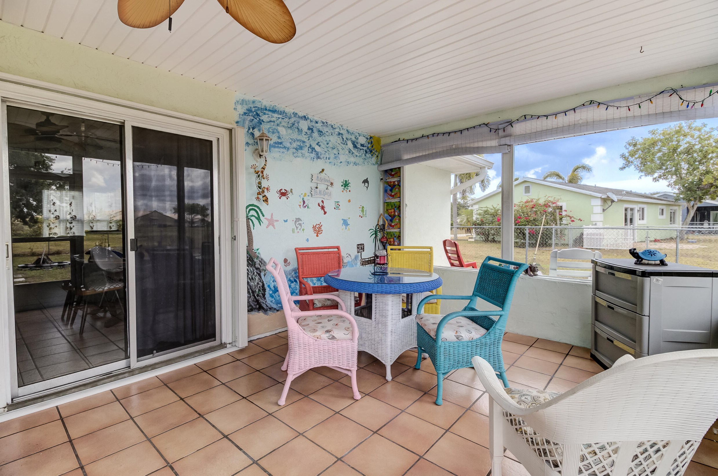 702 Bridgeport Dr, Fort Pierce FL 34953-6324 exterior