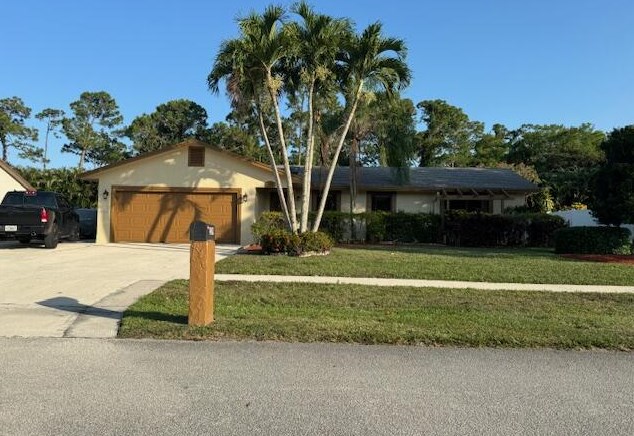 139 Bilbao St, West Palm Beach, FL 33411-1310