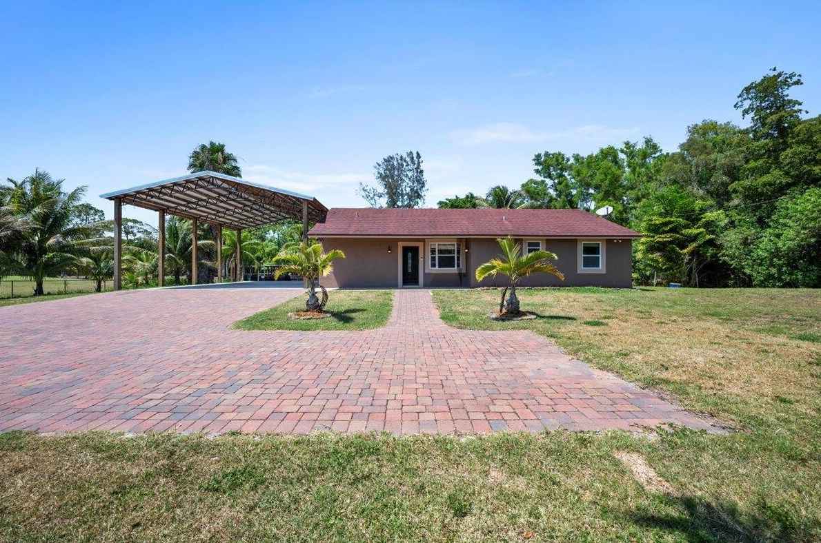 11819 Tangerine Blvd, West Palm Beach, FL 33412-2081