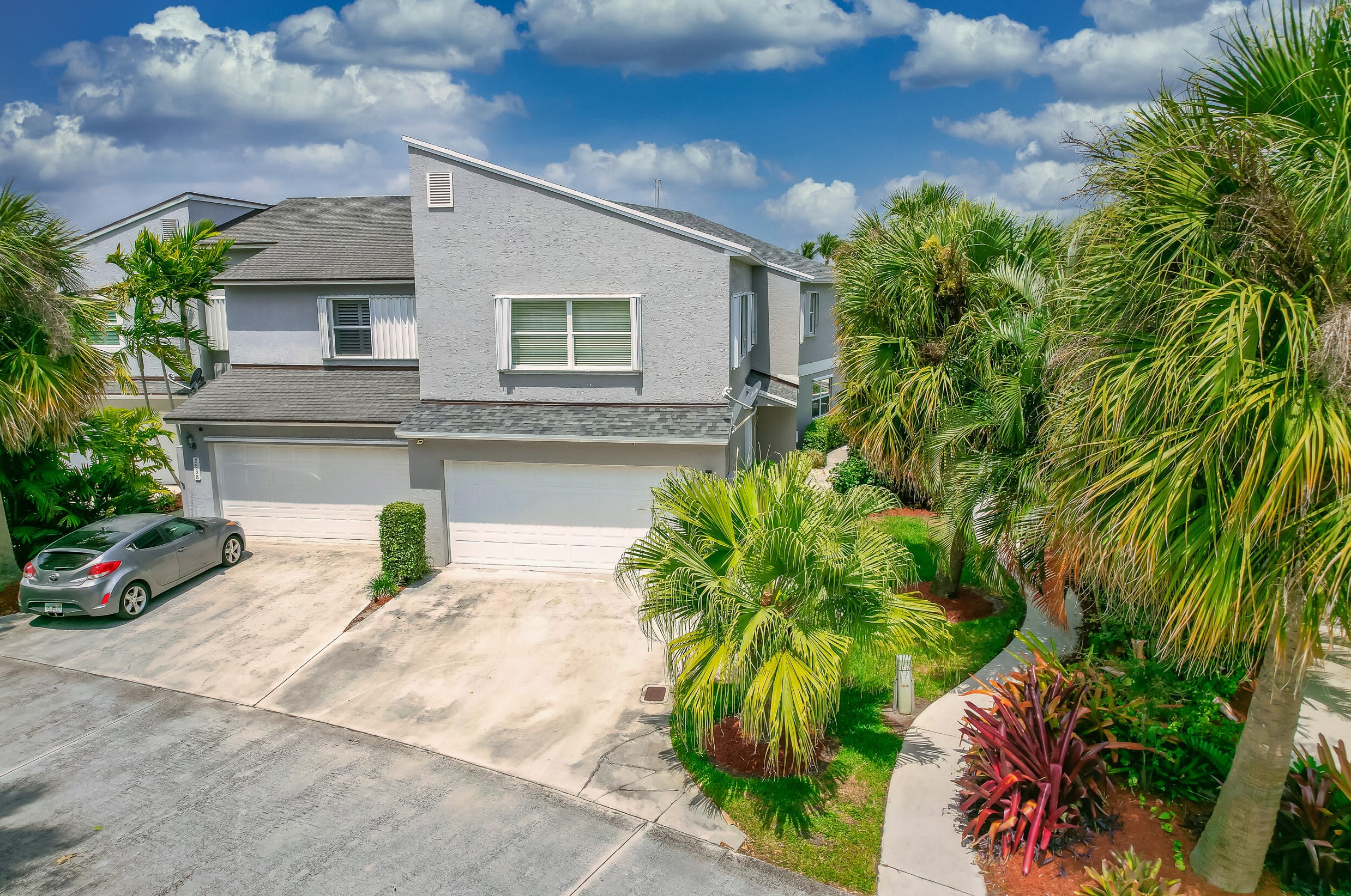2540 Harbour Cove Dr, Fort Pierce, FL 34949-1516