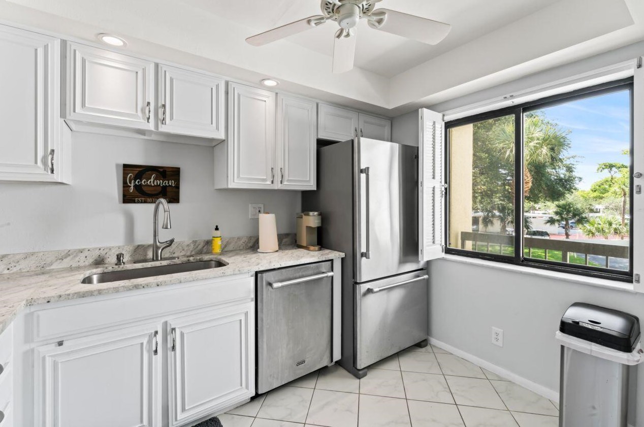 2500 Presidential Way, West Palm Beach, FL 33401-1214
