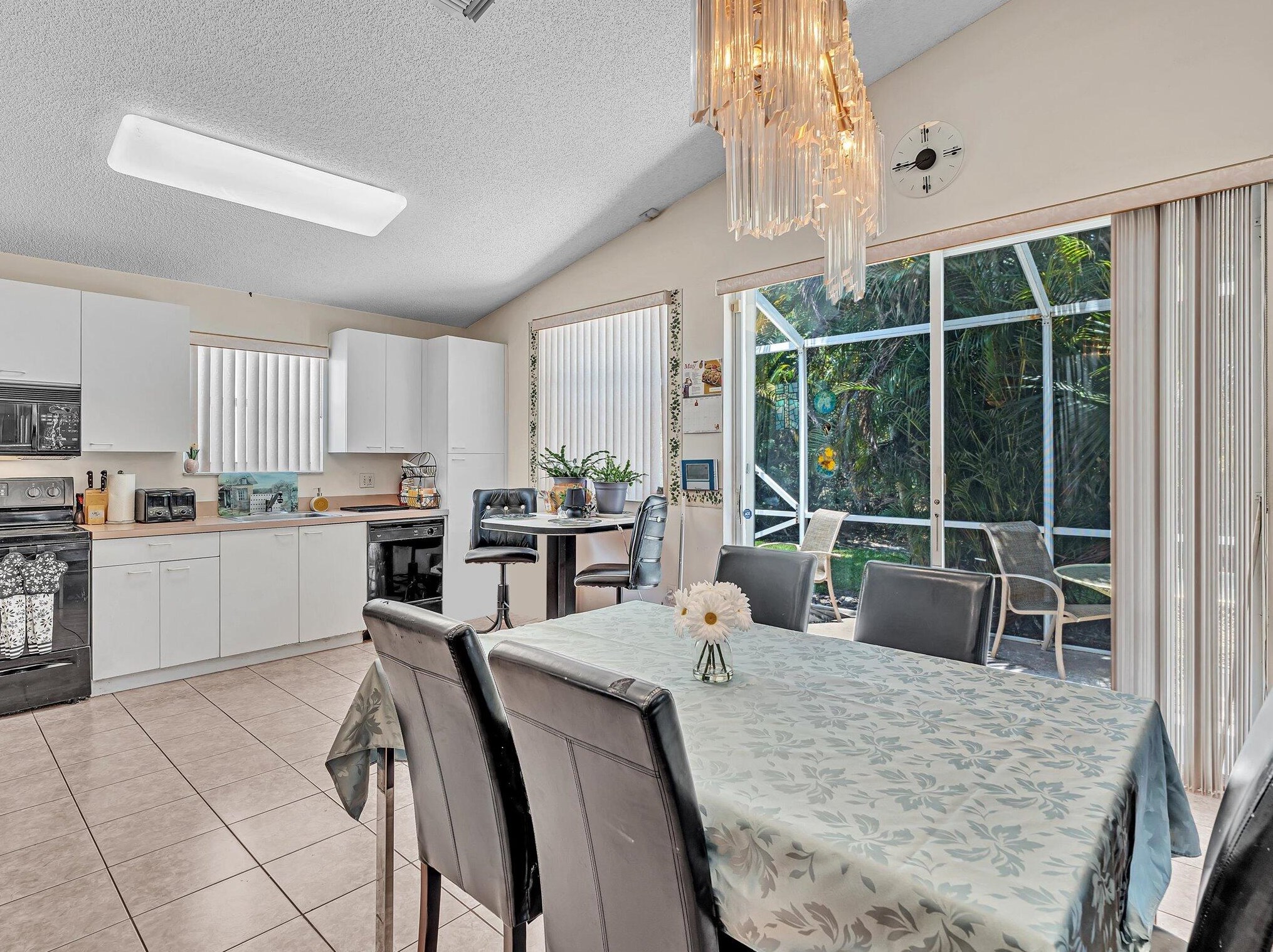 7571 Kingsley Ct, Lake Worth FL  33467-7326 exterior