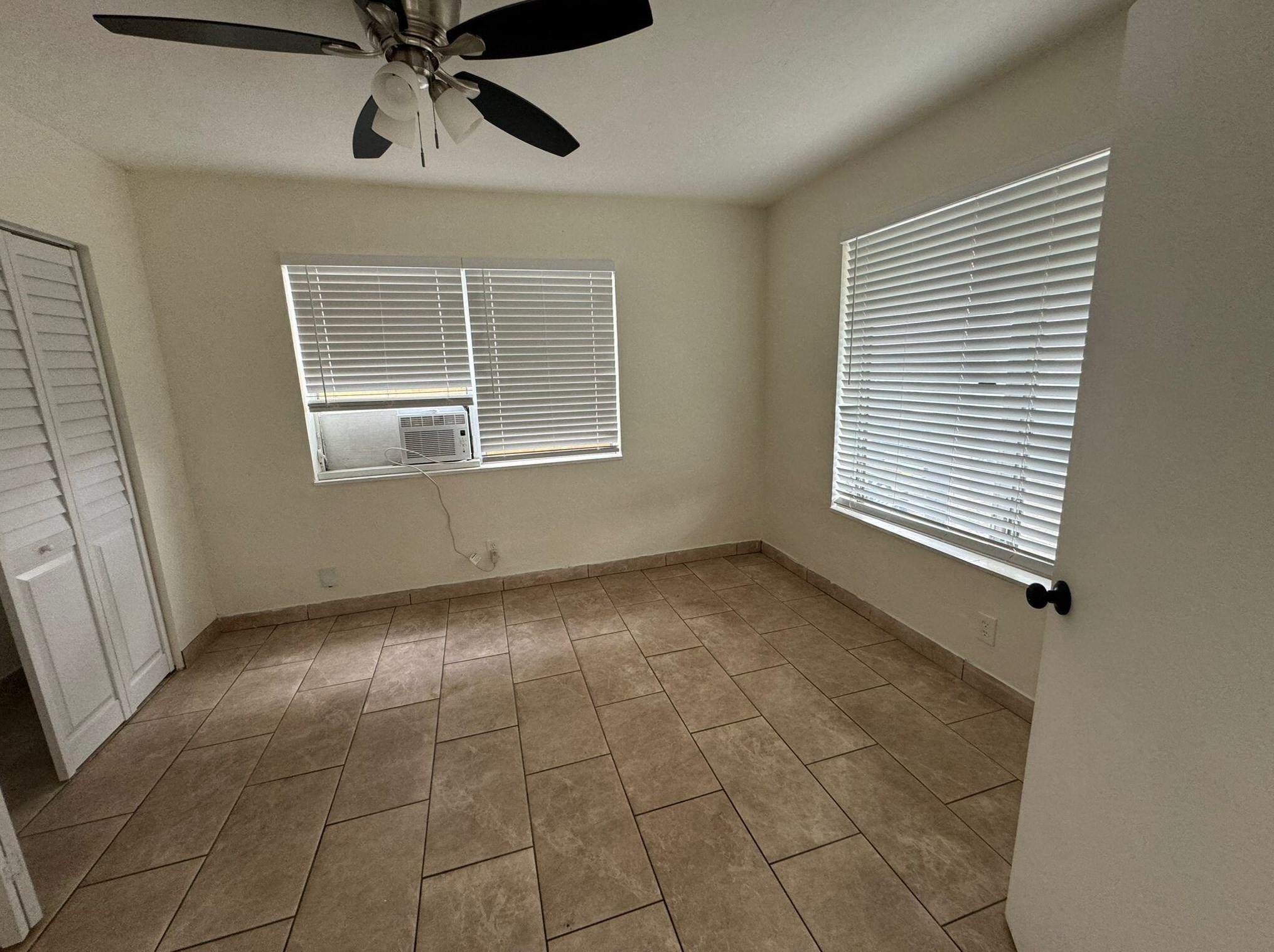 1738 Funston St, Hollywood FL  33020-6414 exterior