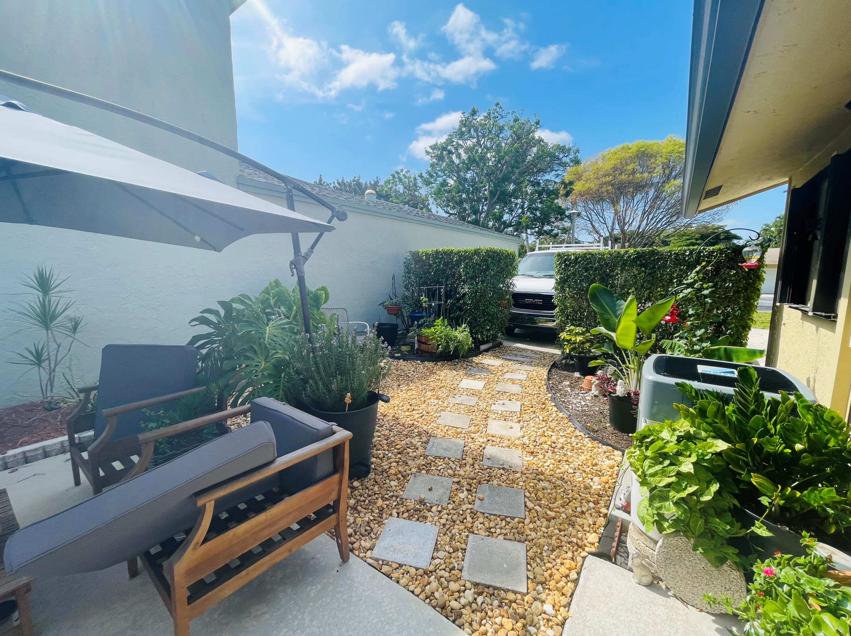 2473 10th St, Delray Beach FL  33445-2082 exterior
