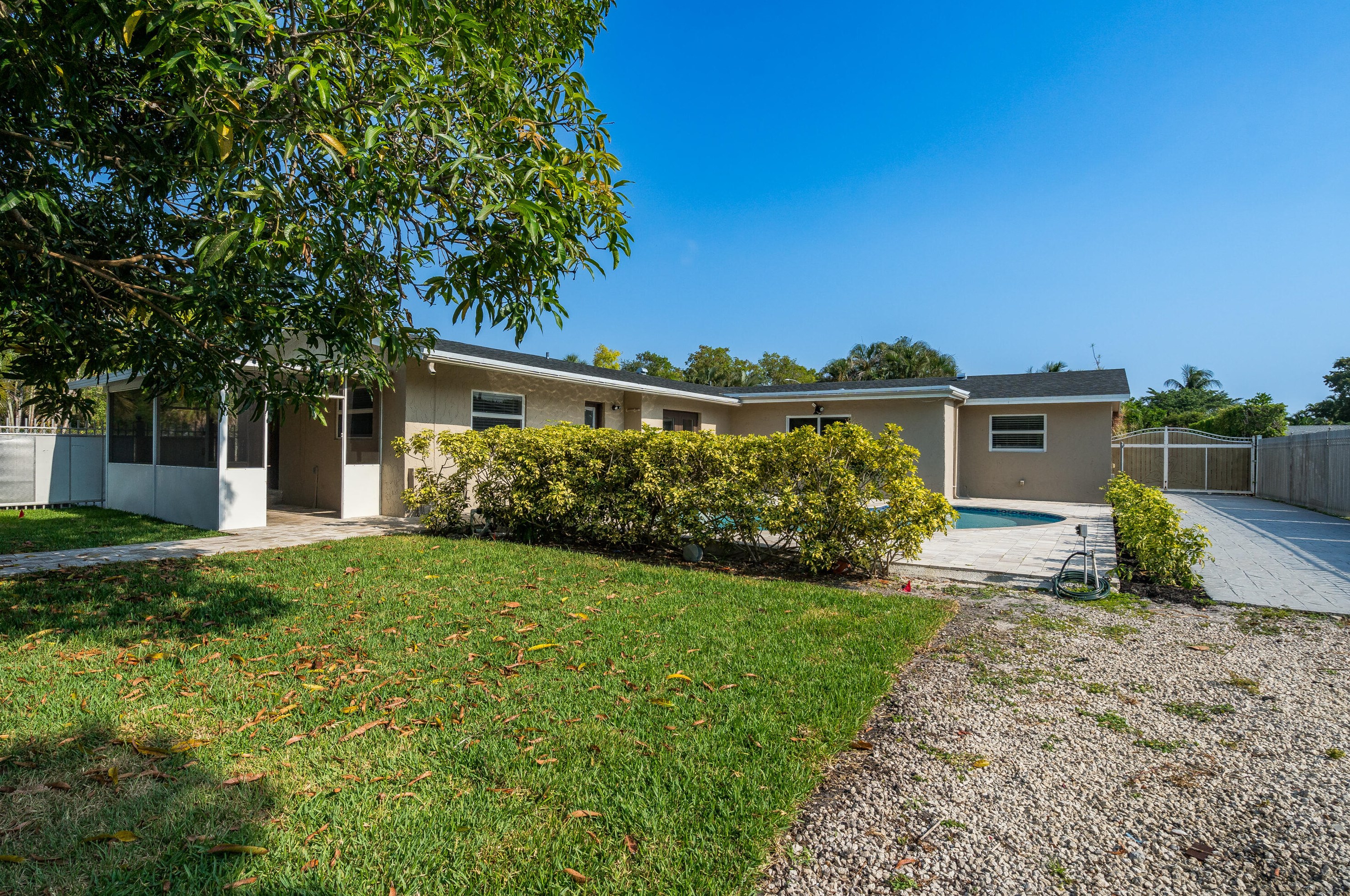 1798 9 St, Boca Raton FL 33486-6407 exterior