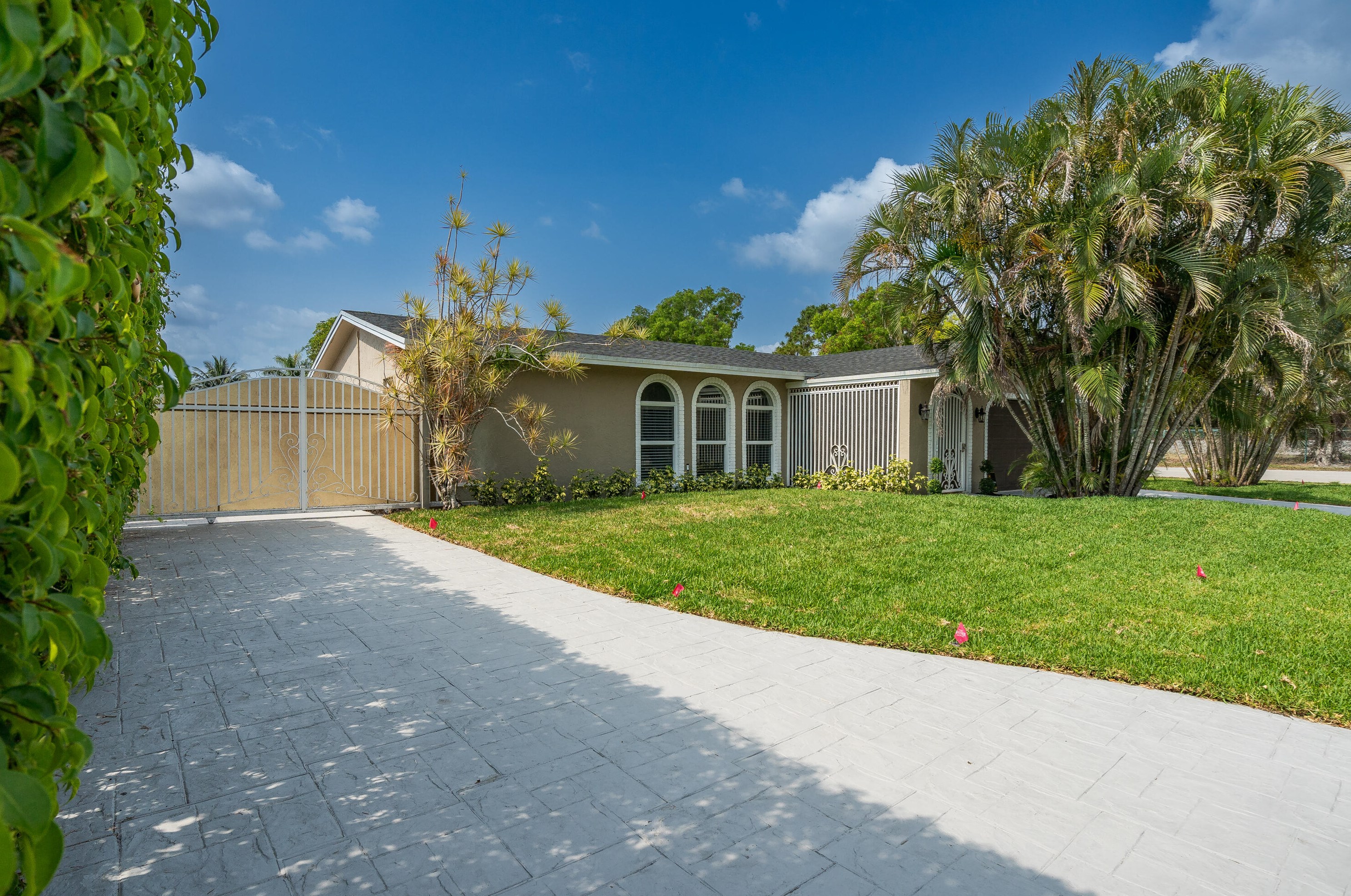 1798 9 St, Boca Raton FL 33486-6407 exterior
