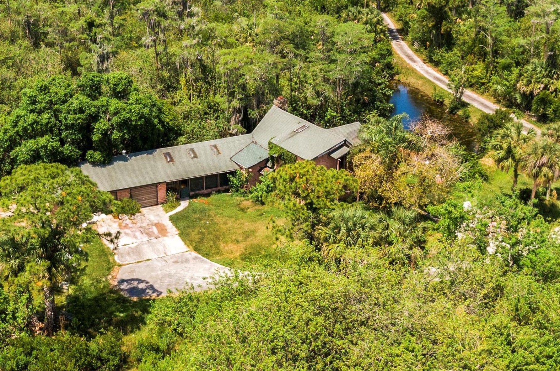 1835 Cypress Lake Dr, Melbourne, FL 32949-5330