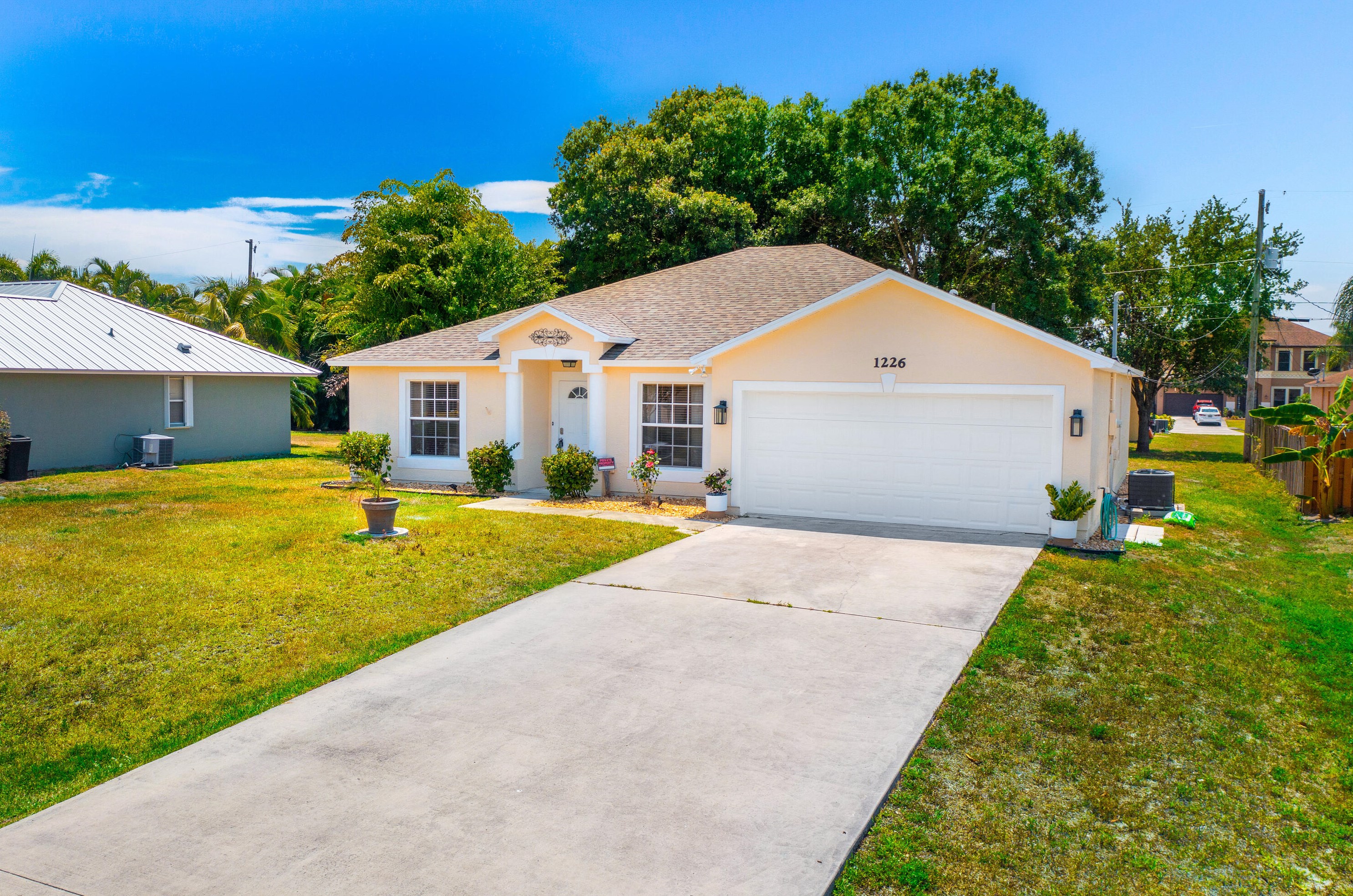 1226 Asturia Ave, Fort Pierce, FL 34953-4829