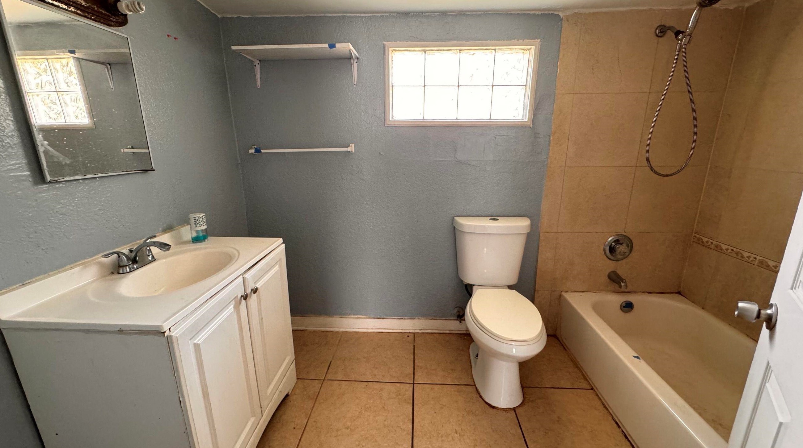 816 A St, Lake Worth FL  33460-2425 exterior