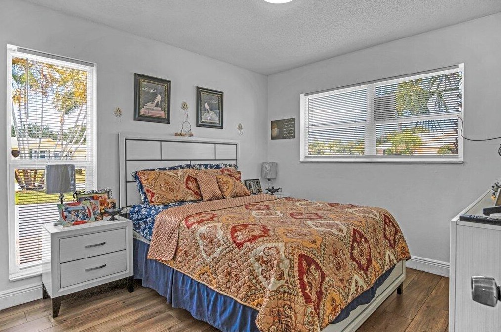 6328 Summer Sky Ln, Lake Worth FL  33463-3815 exterior