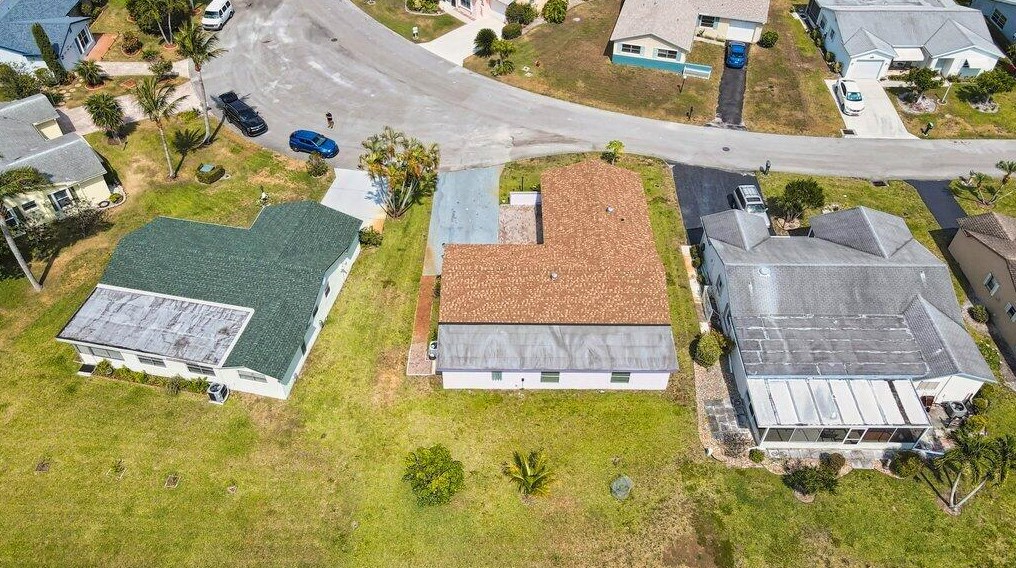 6328 Summer Sky Ln, Lake Worth FL  33463-3815 exterior