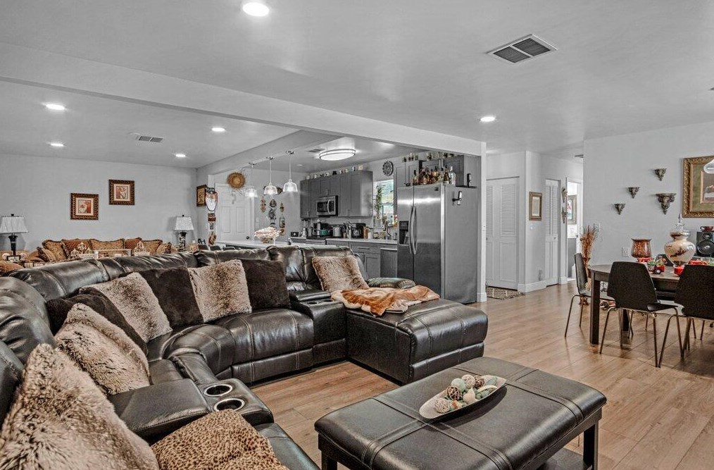 6328 Summer Sky Ln, Lake Worth FL  33463-3815 exterior