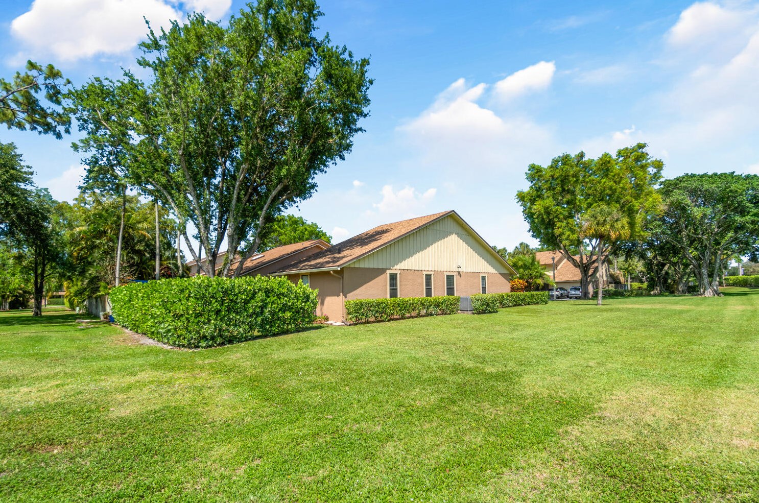 11838 Donlin Dr, West Palm Beach FL  33414-6238 exterior