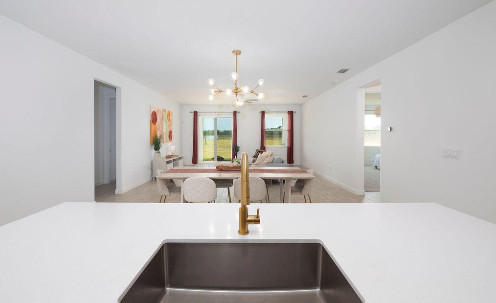 13382 Copper Creek Dr, Fort Pierce FL  34987-3023 exterior